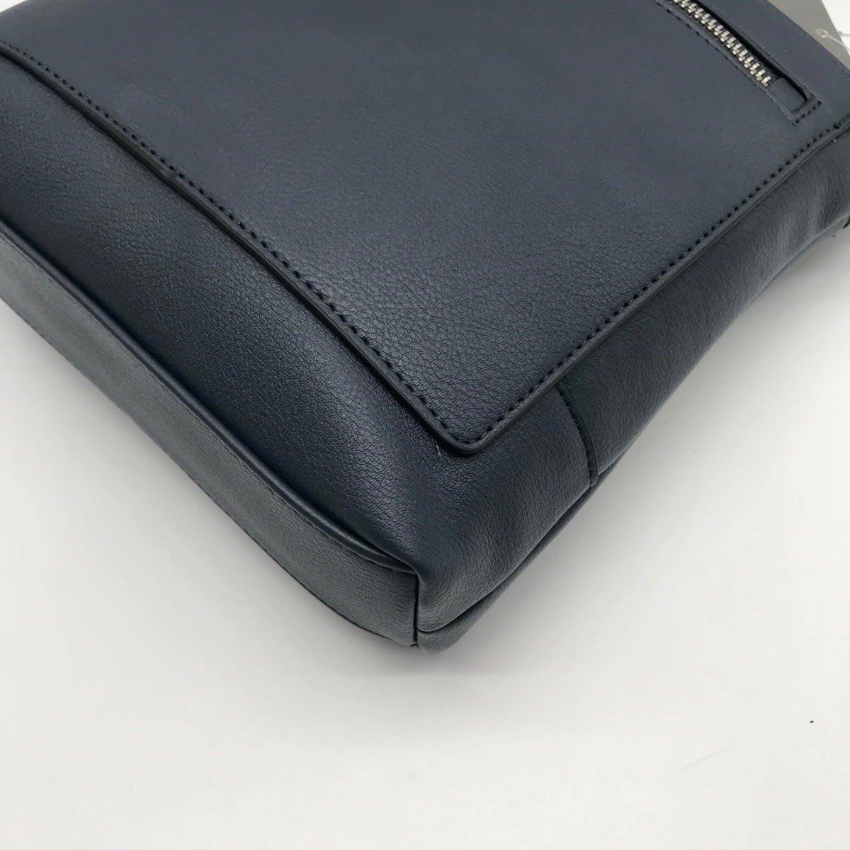 Style &amp; Co Navy North South Hudsonn Crossbody