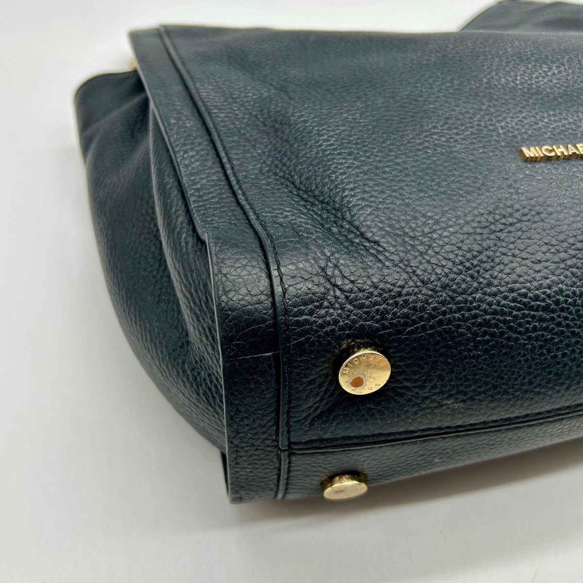 Michael Kors Black pebbled Leather Slouchy Shoulder Bag