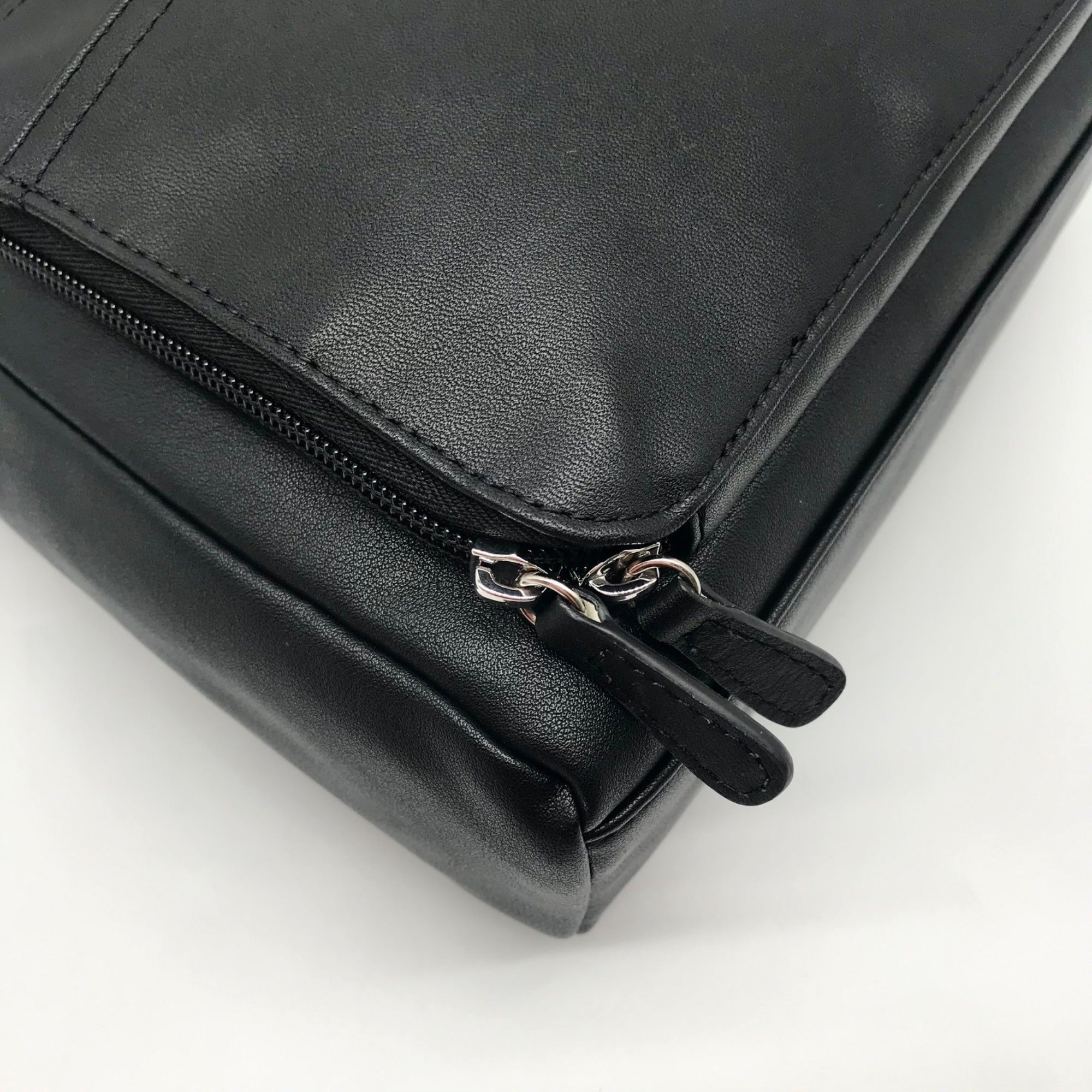 Giani Bernini Black Nappa Leather Front Zip Crossbody