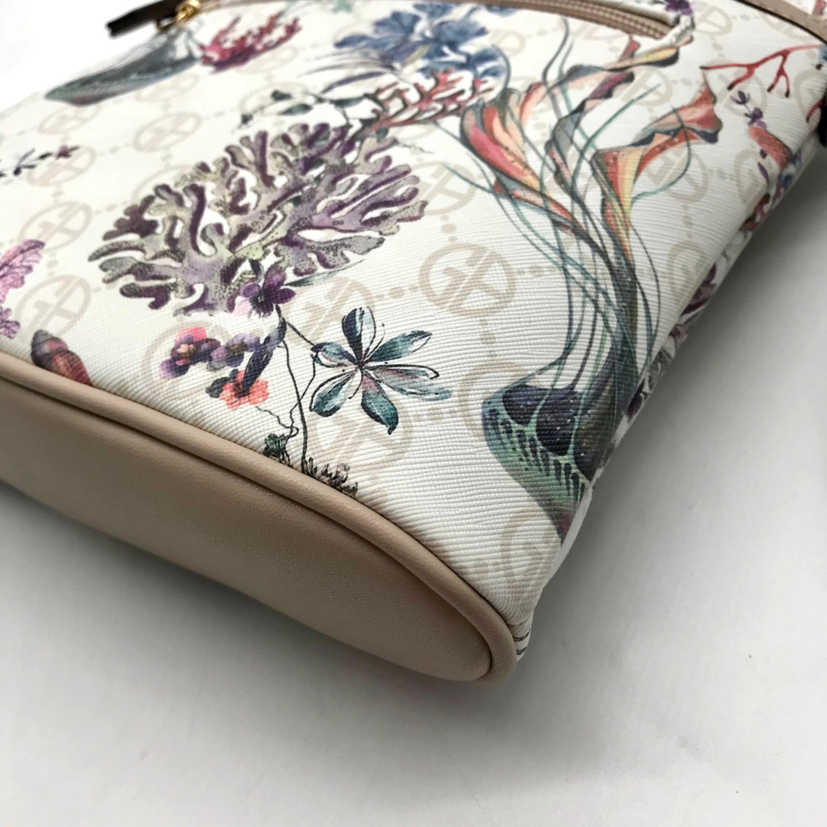 Giani Bernini Cream Floral And Sea Signature Faux Leather Crossbody