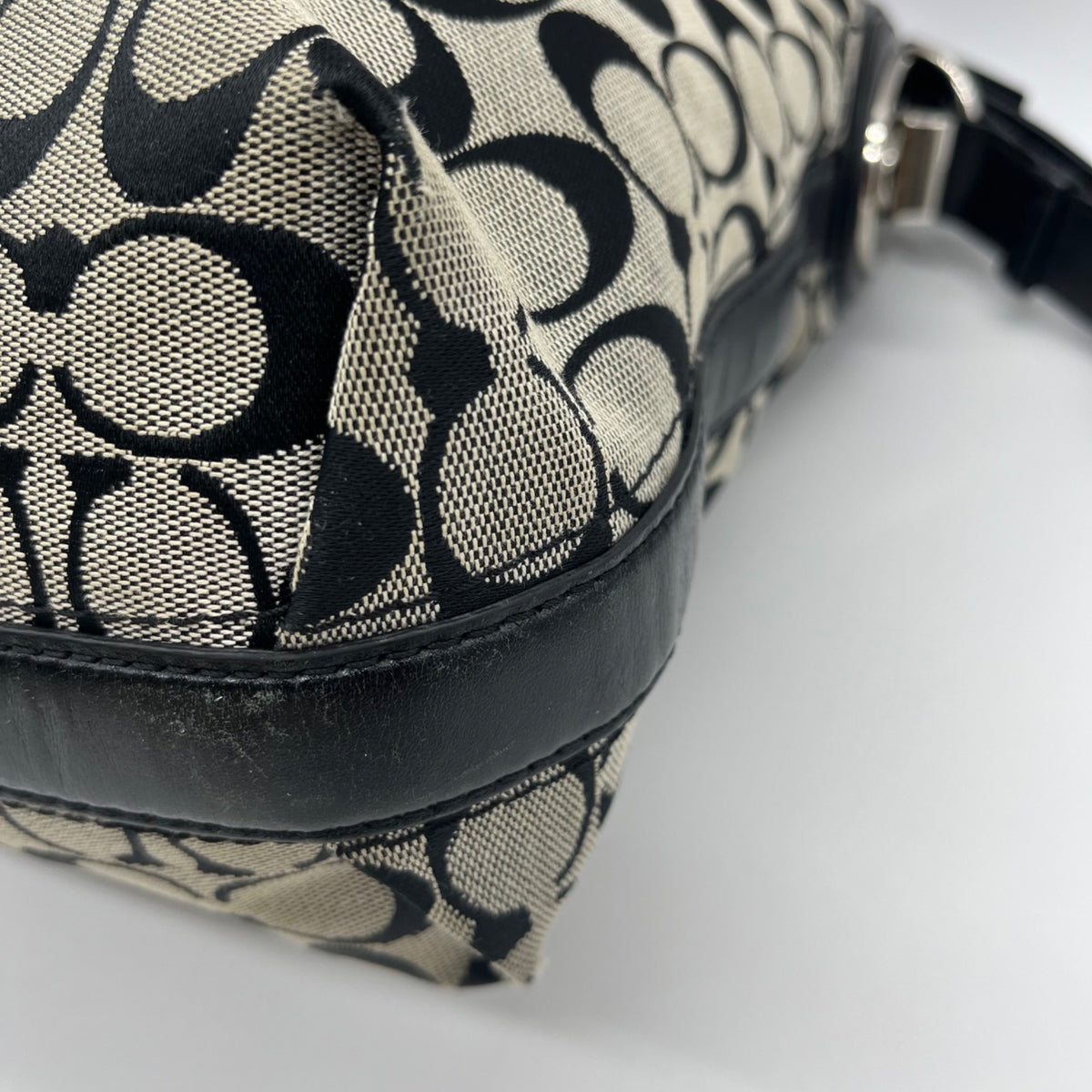 Coach Grey Signature Canvas Hobo Shoulder Bag F16538