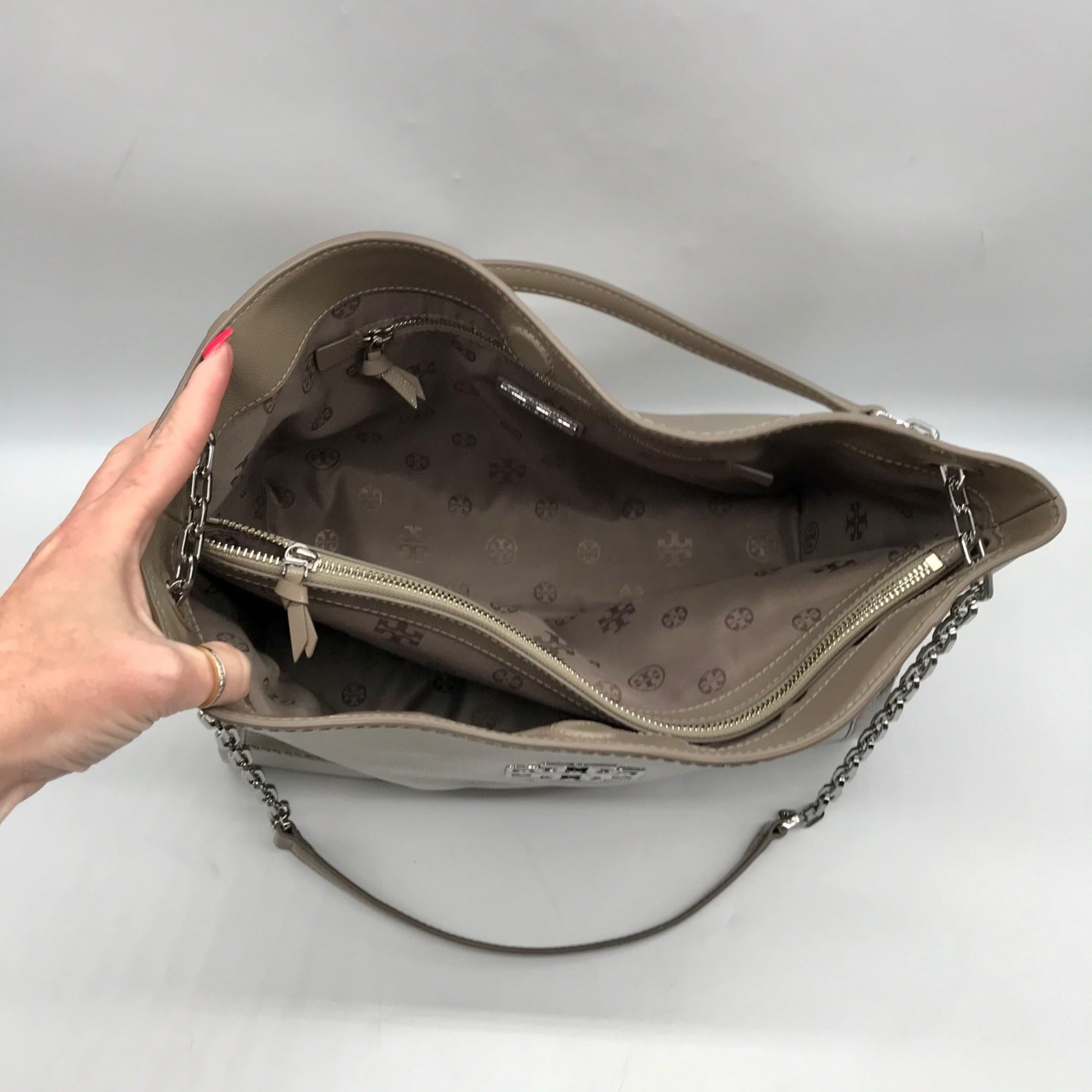 Tory Burch Taupe Patent Leather Britten Slouchy Shoulder Bag With Wallet