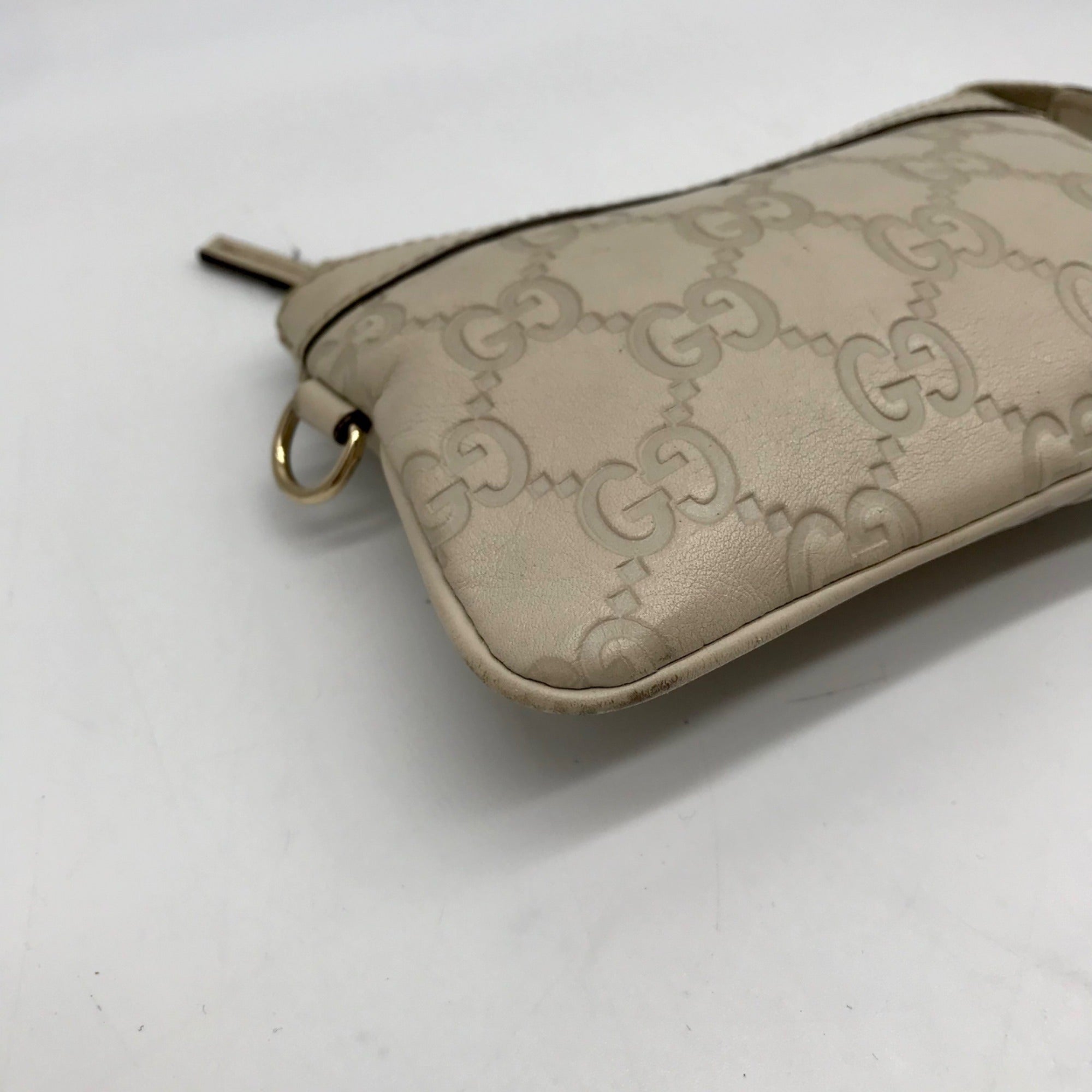 Gucci Off-White Monogram Leather Zip Wallet