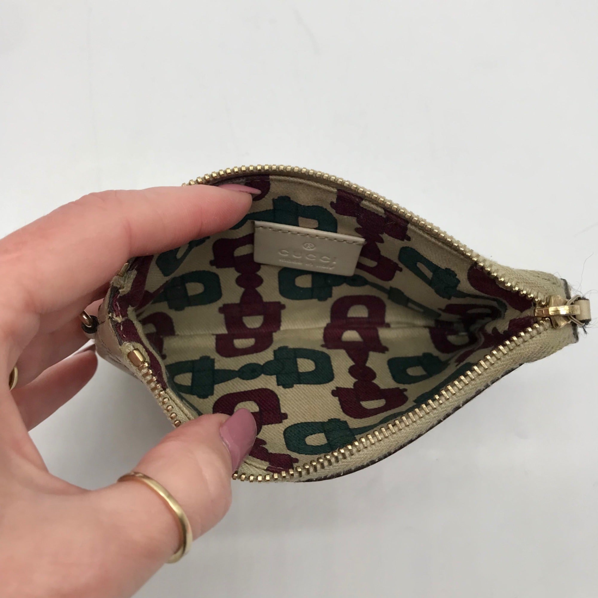 Gucci Off-White Monogram Leather Zip Wallet