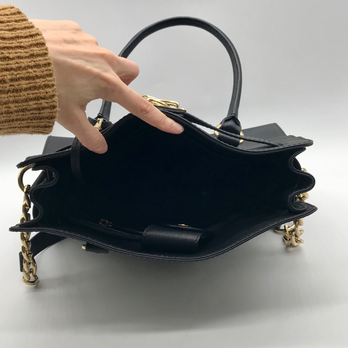 Michael Kors Black Saffiano Leather Hamilton Satchel And Pouch