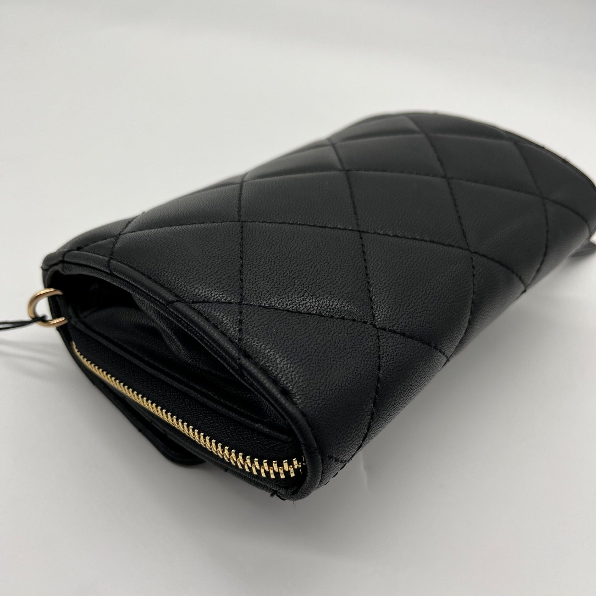 Steve Madden Black Quilted Crossbody Bag