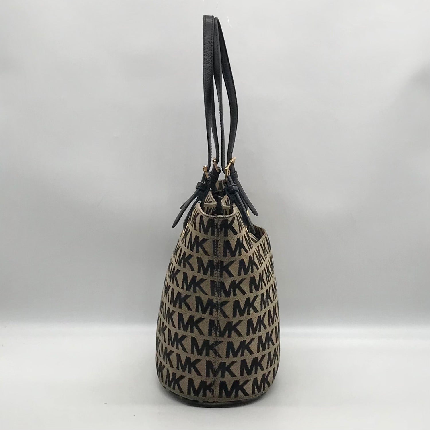 Michael Kors Beige &amp; Black Canvas Jet Set Tote Bag