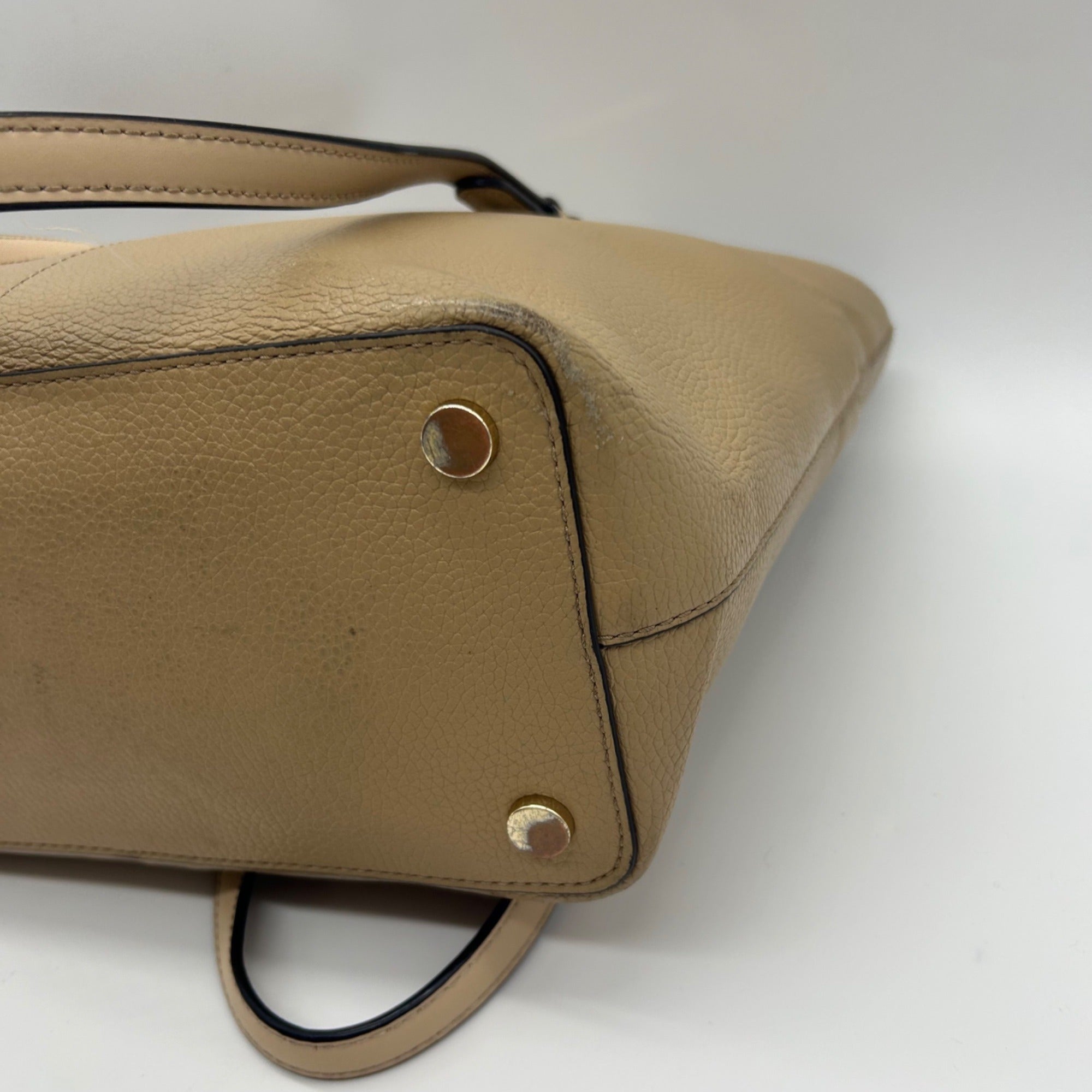 Michael Kors Beige Pebbled Leather Bedford Medium Tote Bag