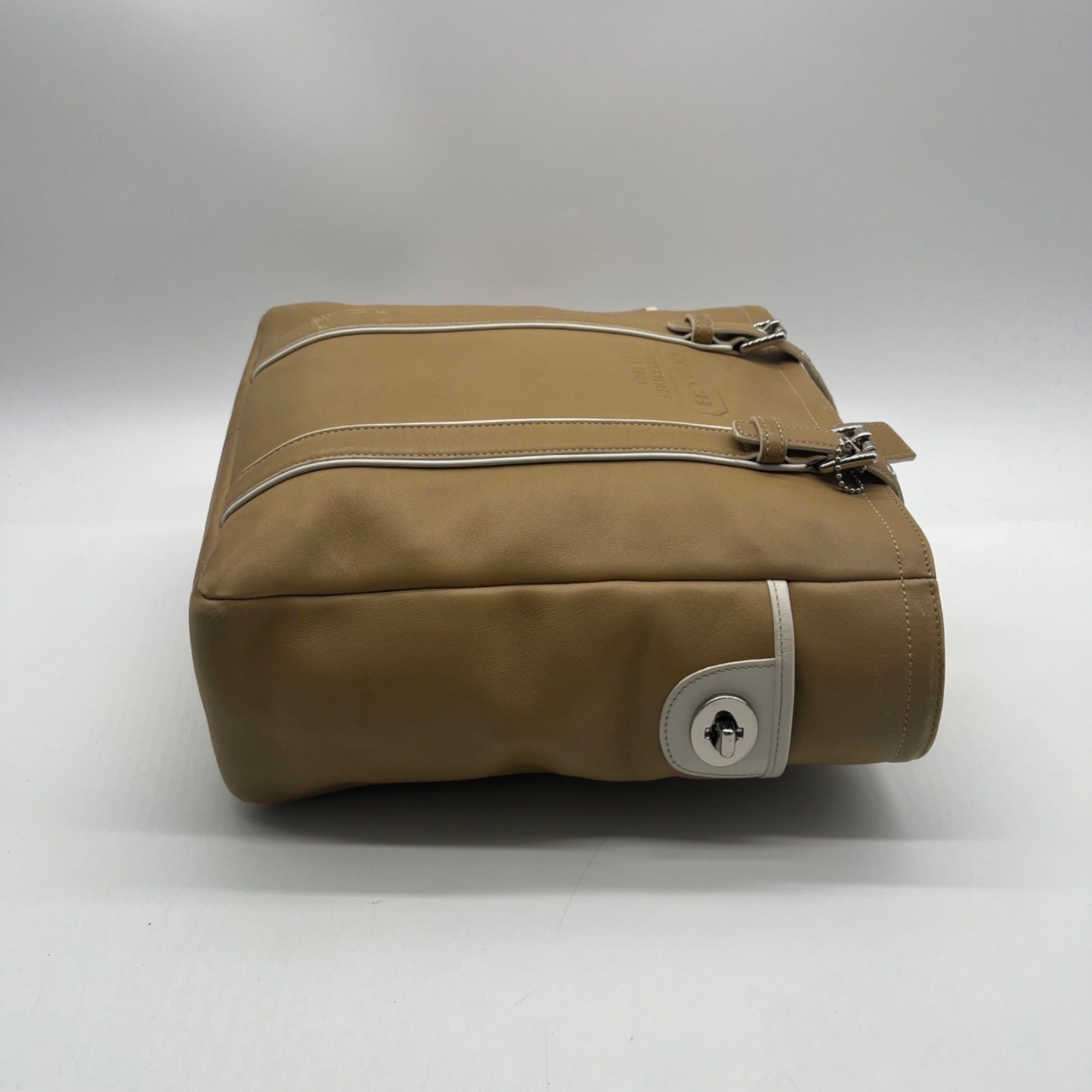 Coach Vintage Hamptons Leather Gallery Tote- 8E92