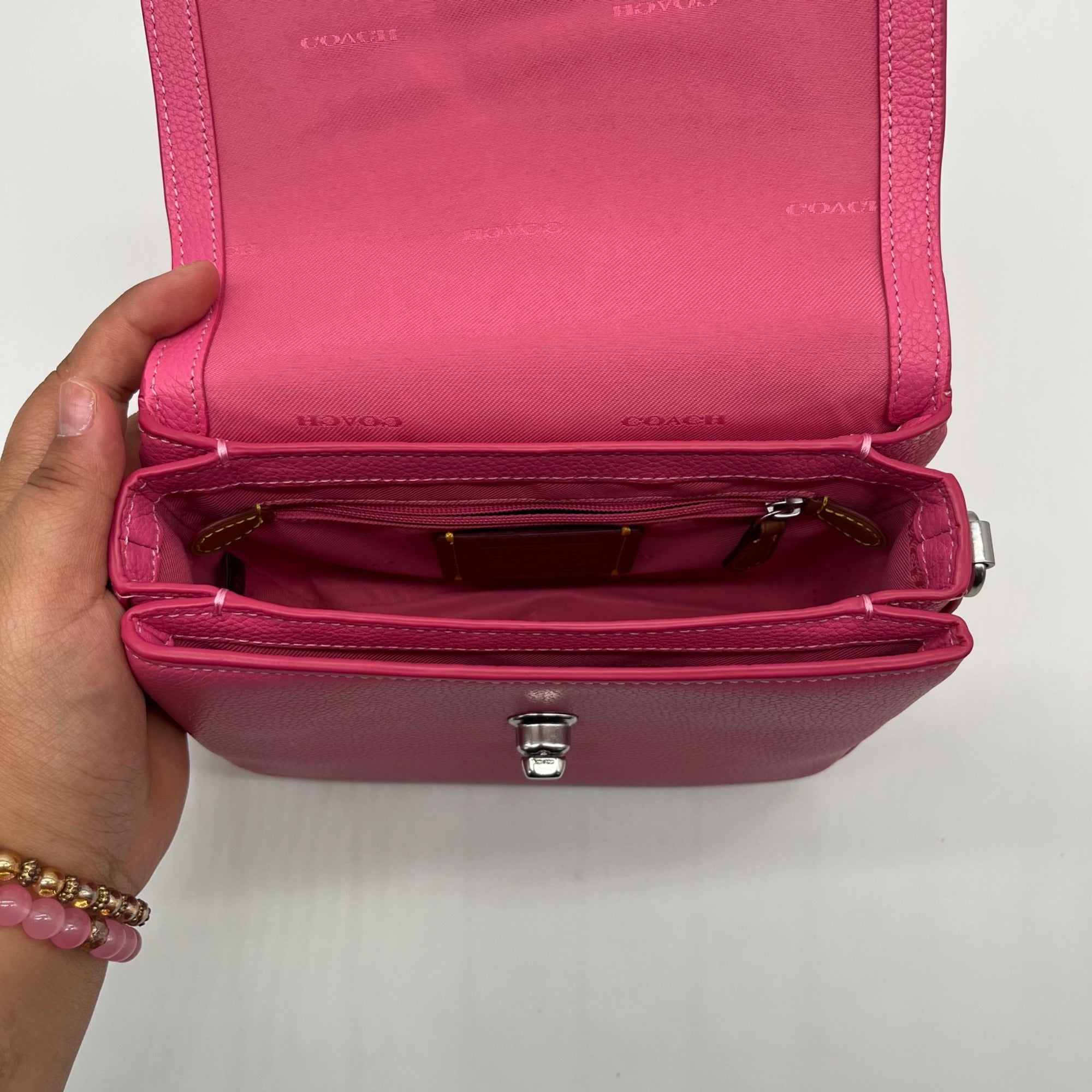 Coach Petunia Pebbled Leather Cassie Bag 19 Crossbody CP211