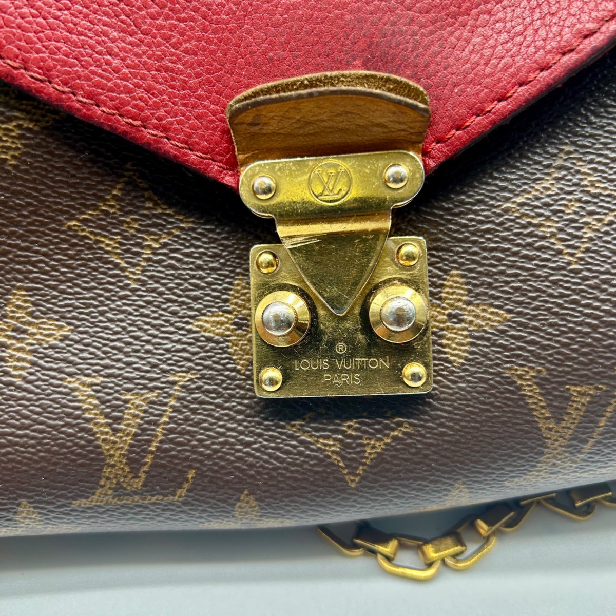 Louis Vuitton Pallas Chain Shoulder Bag