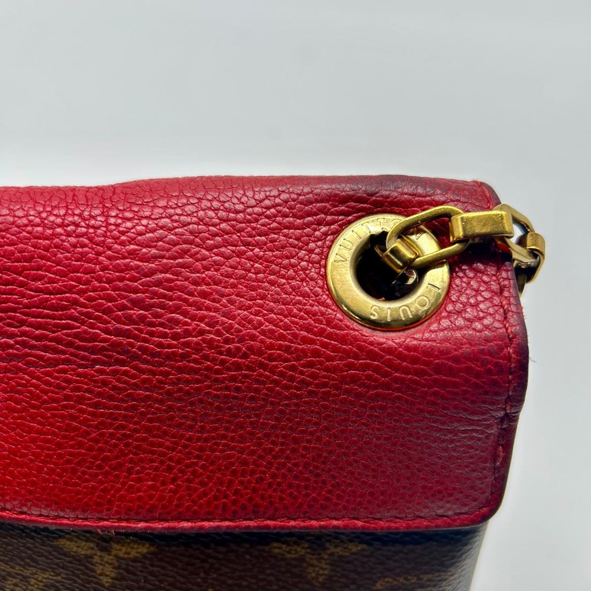 Louis Vuitton Pallas Chain Shoulder Bag