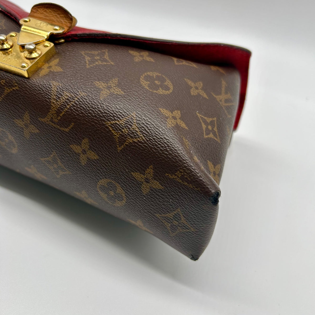 Louis Vuitton Pallas Chain Shoulder Bag