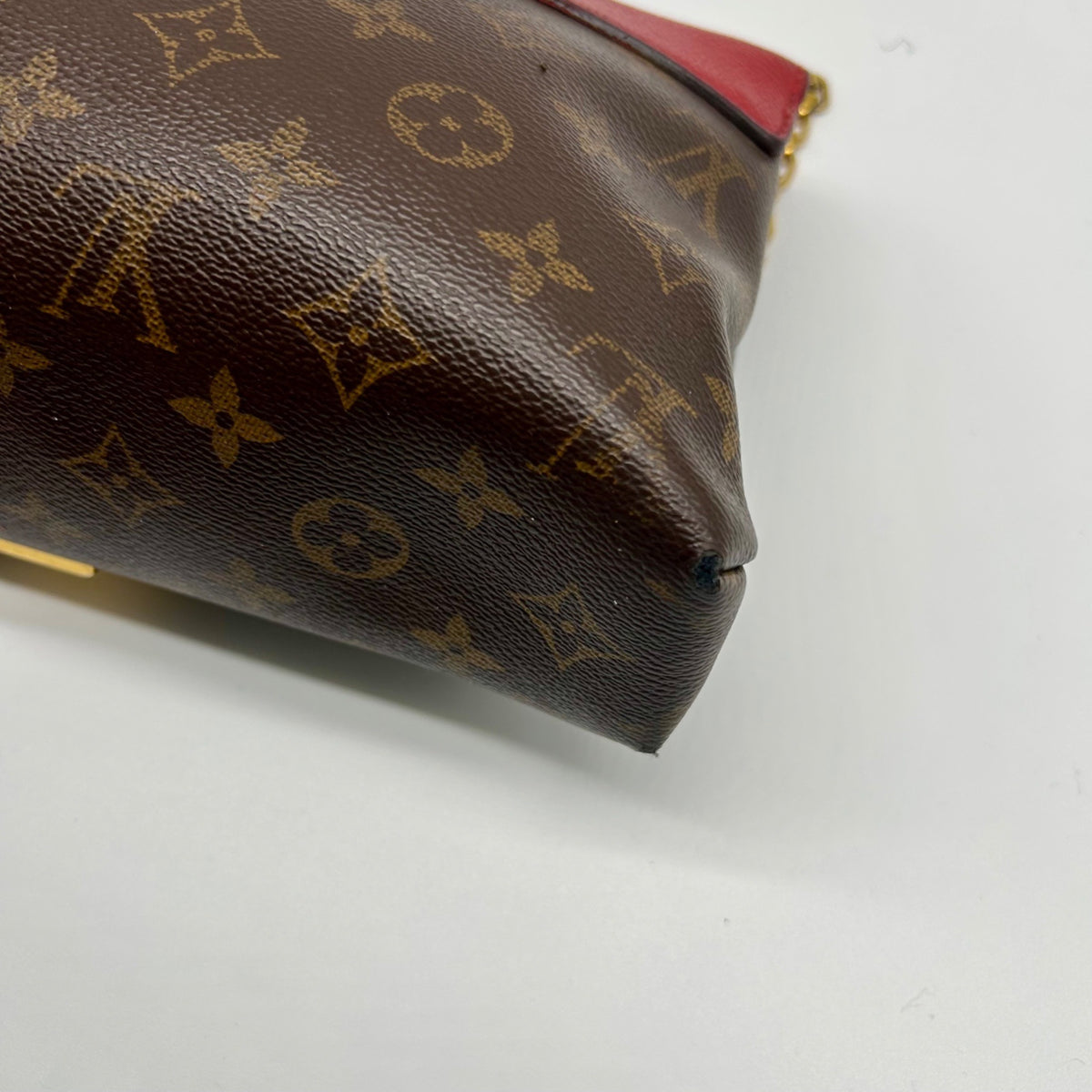 Louis Vuitton Pallas Chain Shoulder Bag