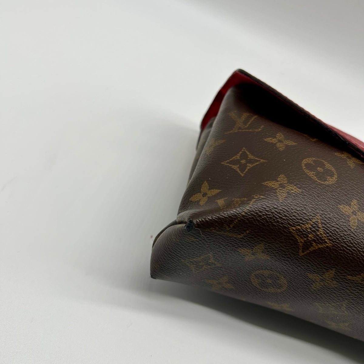 Louis Vuitton Pallas Chain Shoulder Bag