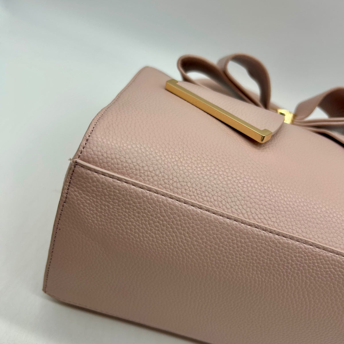 Grossi Pink Faux Leather Poppy Bowtie Top Handle Satchel Bag