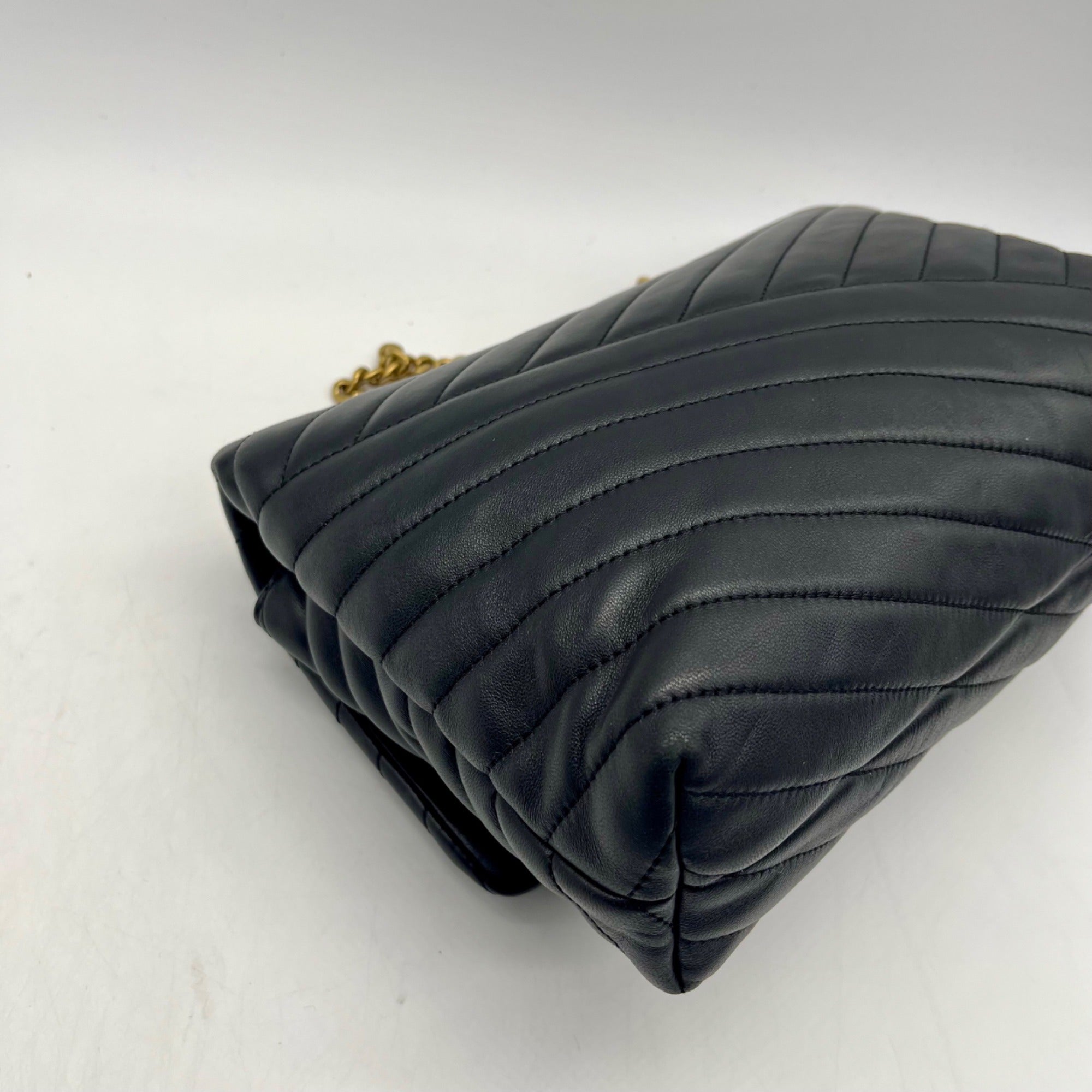 Tory Burch Kira Chevron Shoulder Bag