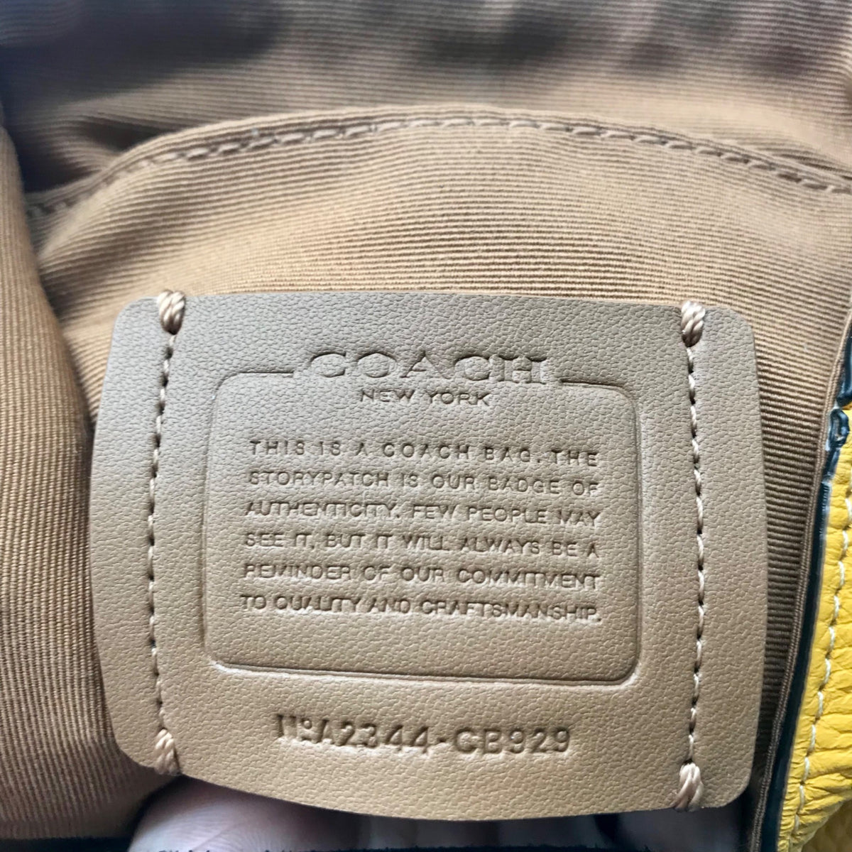 Coach Vibrant Yellow Pebbled Leather Hudson Small Pack-CB929