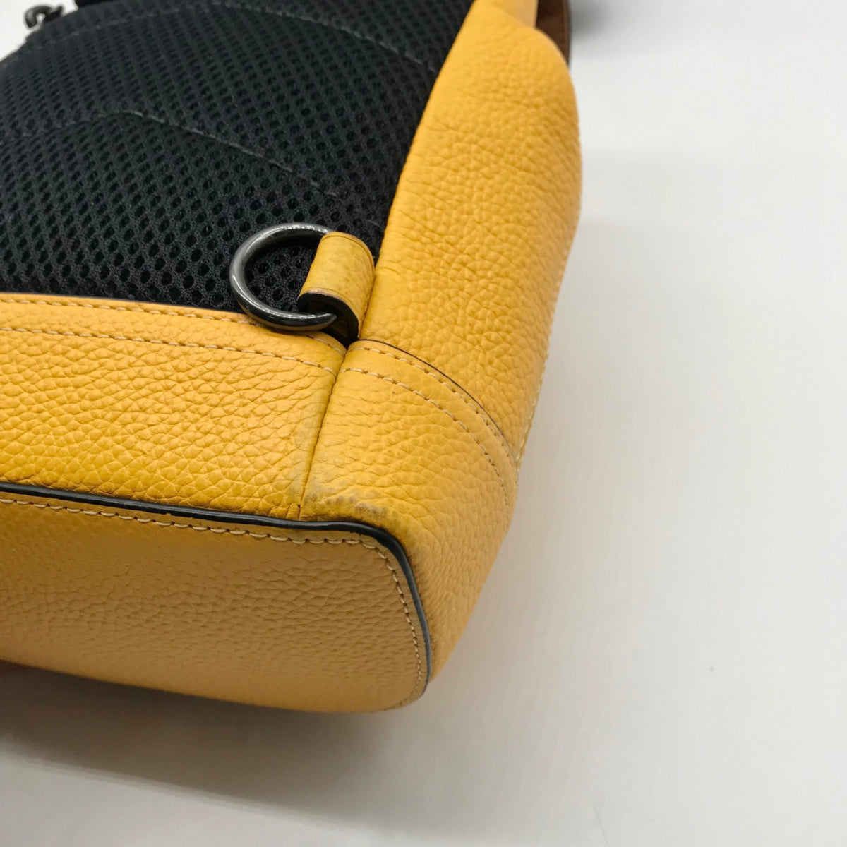 Coach Vibrant Yellow Pebbled Leather Hudson Small Pack-CB929