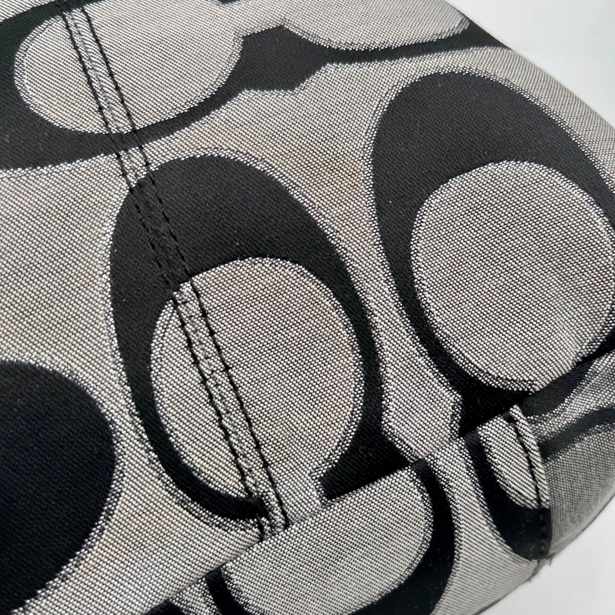 Coach Black &amp; Grey Daisy Outline Signature Emma Tote Bag F23938