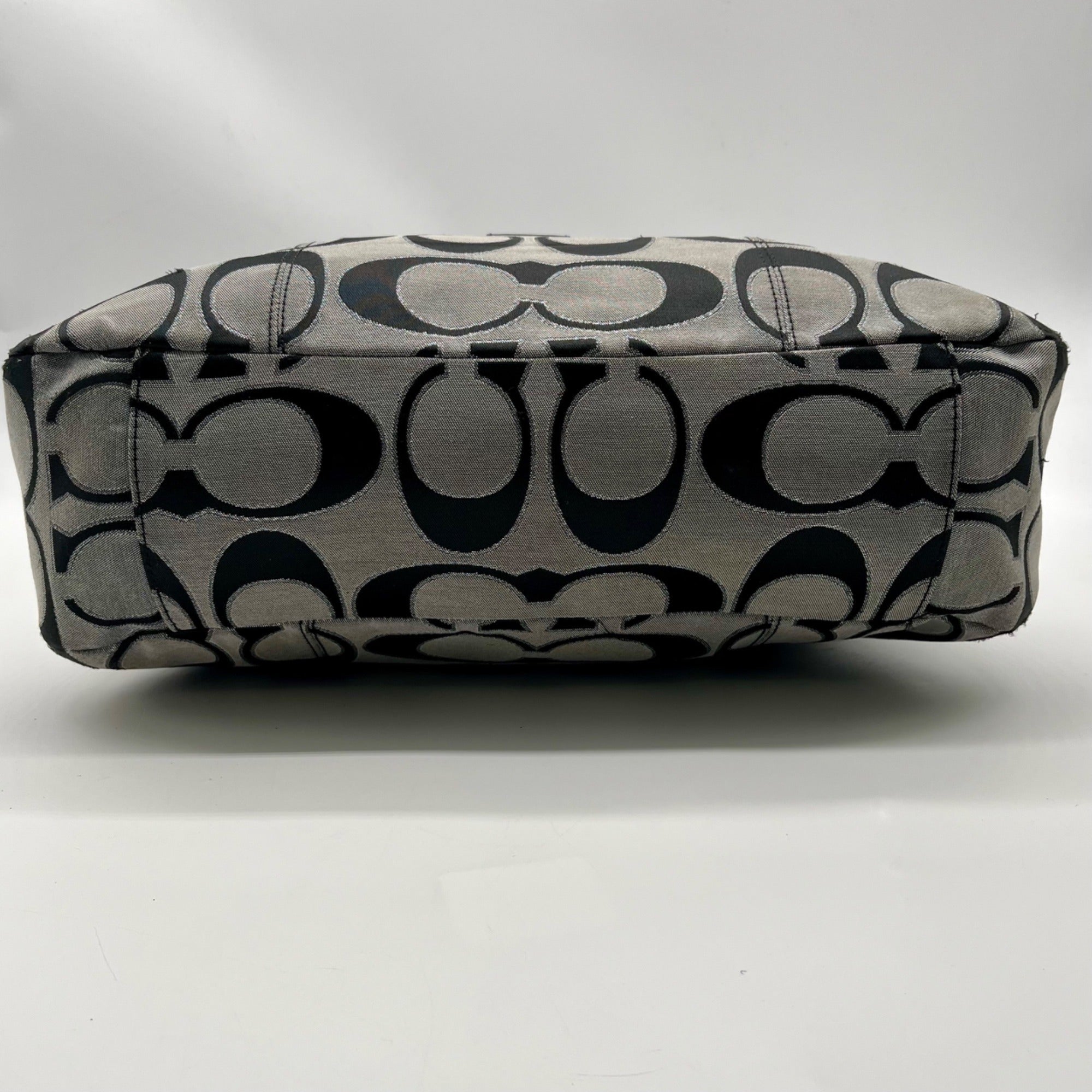 Coach Black &amp; Grey Daisy Outline Signature Emma Tote Bag F23938