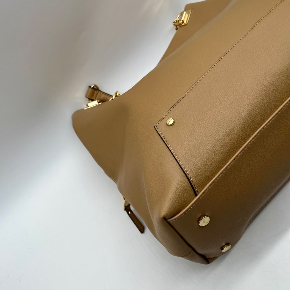 I.n.c. International Concepts Carmel Faux Leather Trippii Chain Tote