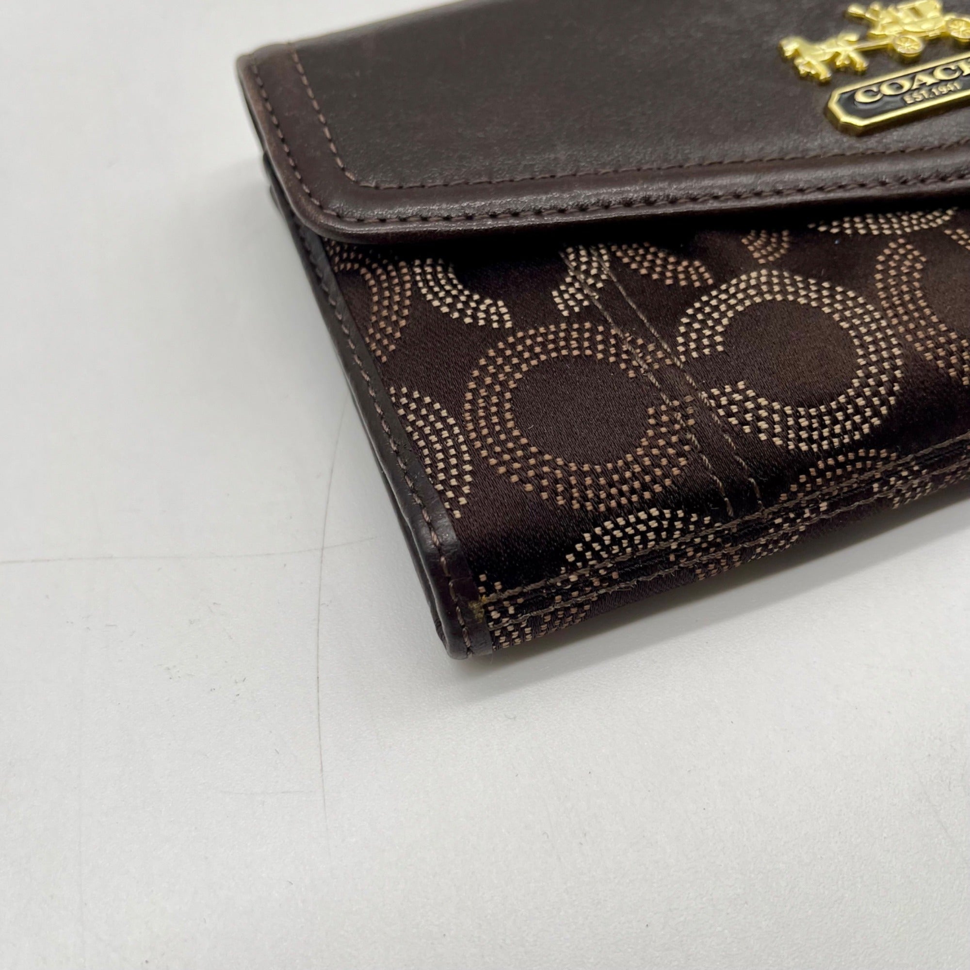 Coach Madison Signature Op Art Dotted Trifold Wallet