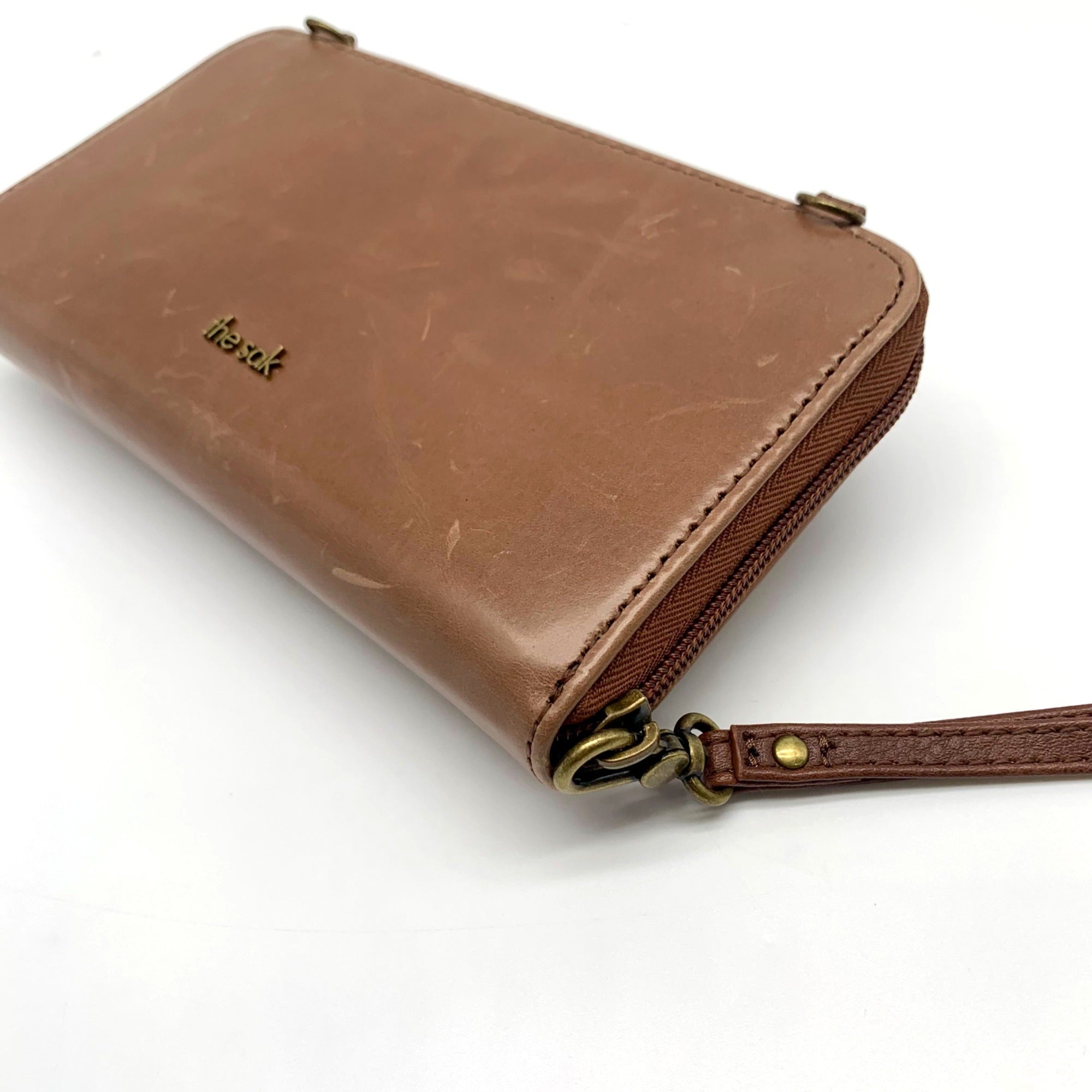 The Sak Iris Embossed Leather Smartphone Crossbody -NWT