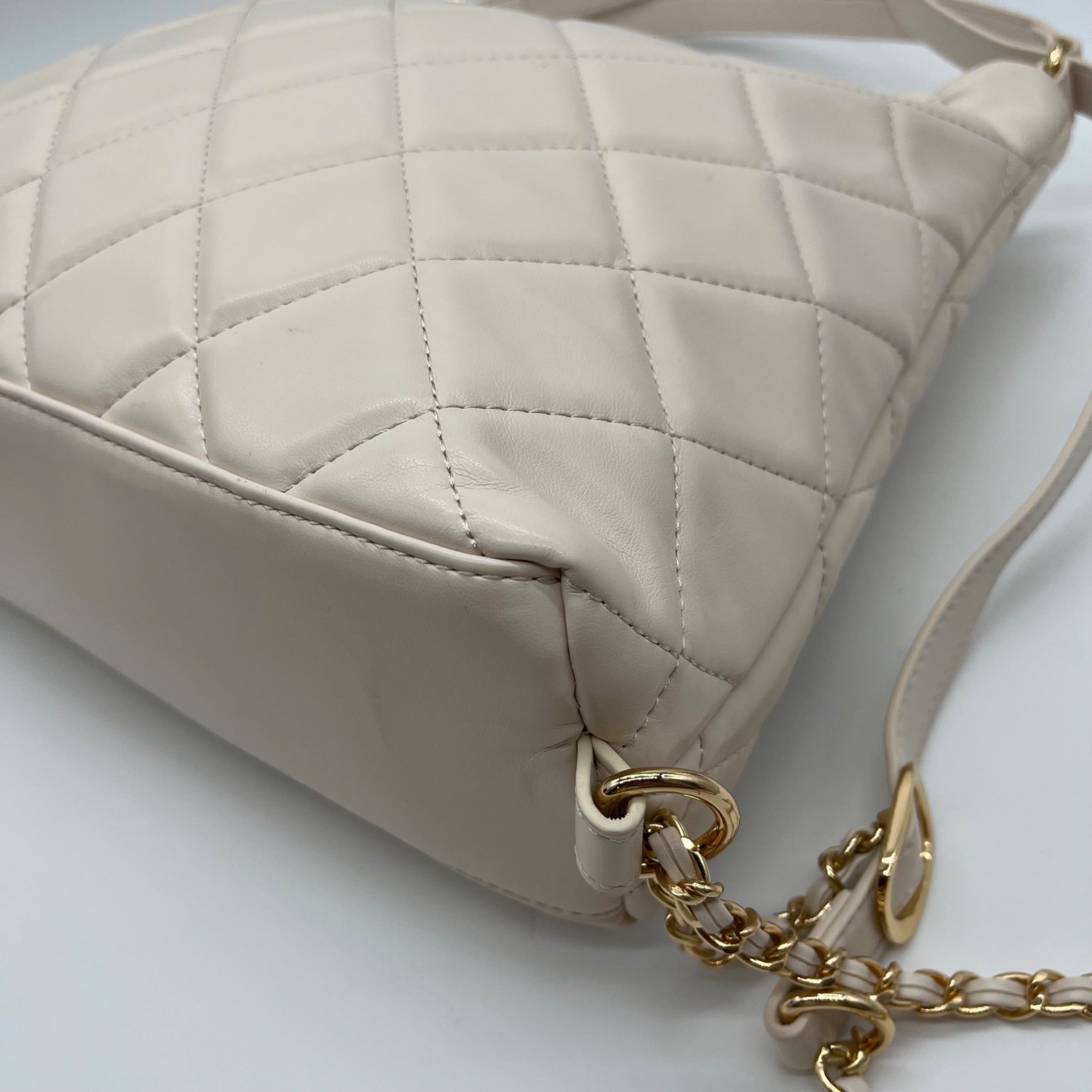 Like Dreams Ivory Quilted Convertible Shoulder Bag With Wallet