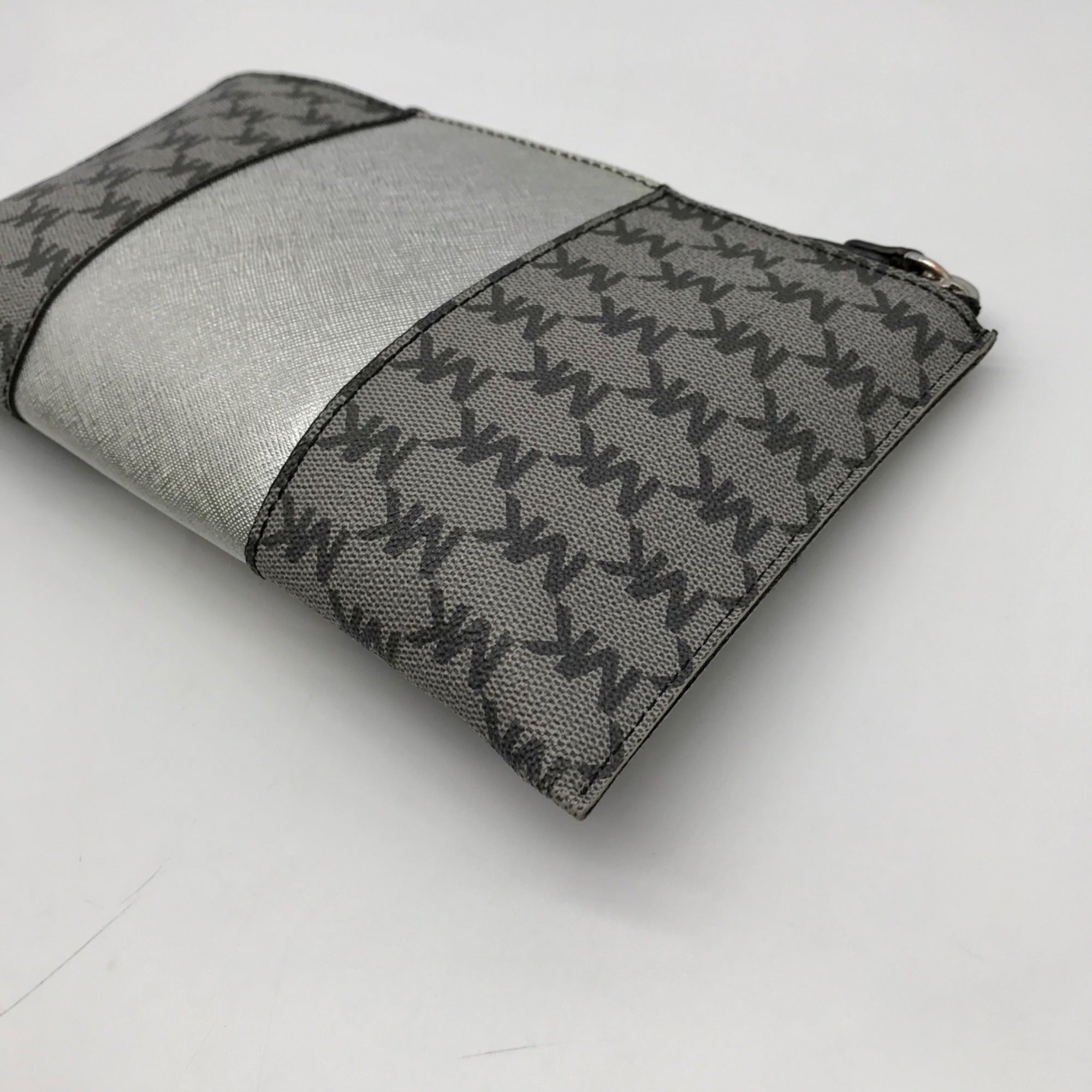 Michael Kors Silver and Gray Pebbled Leather Center Stripe Large Zip Wristlet