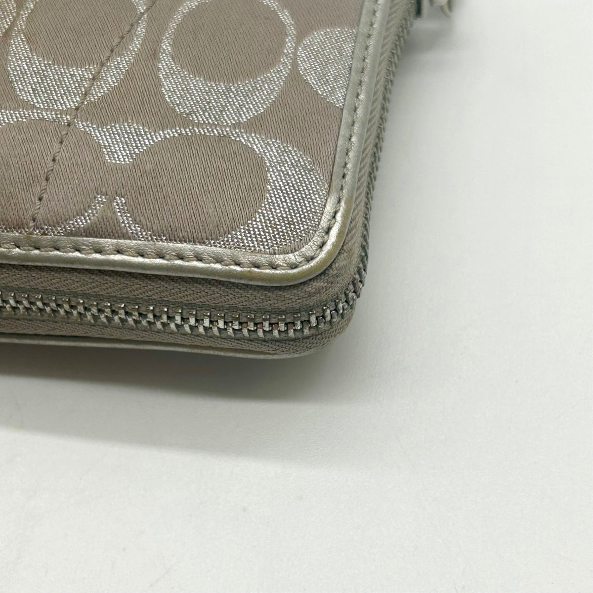 Coach Vintage Gray Canvas Signature Buckle Wallet