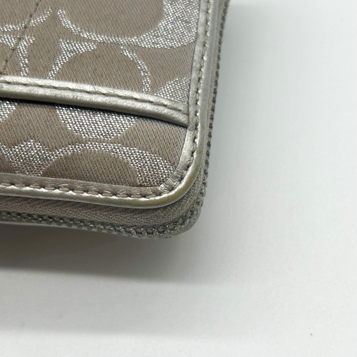Coach Vintage Gray Canvas Signature Buckle Wallet