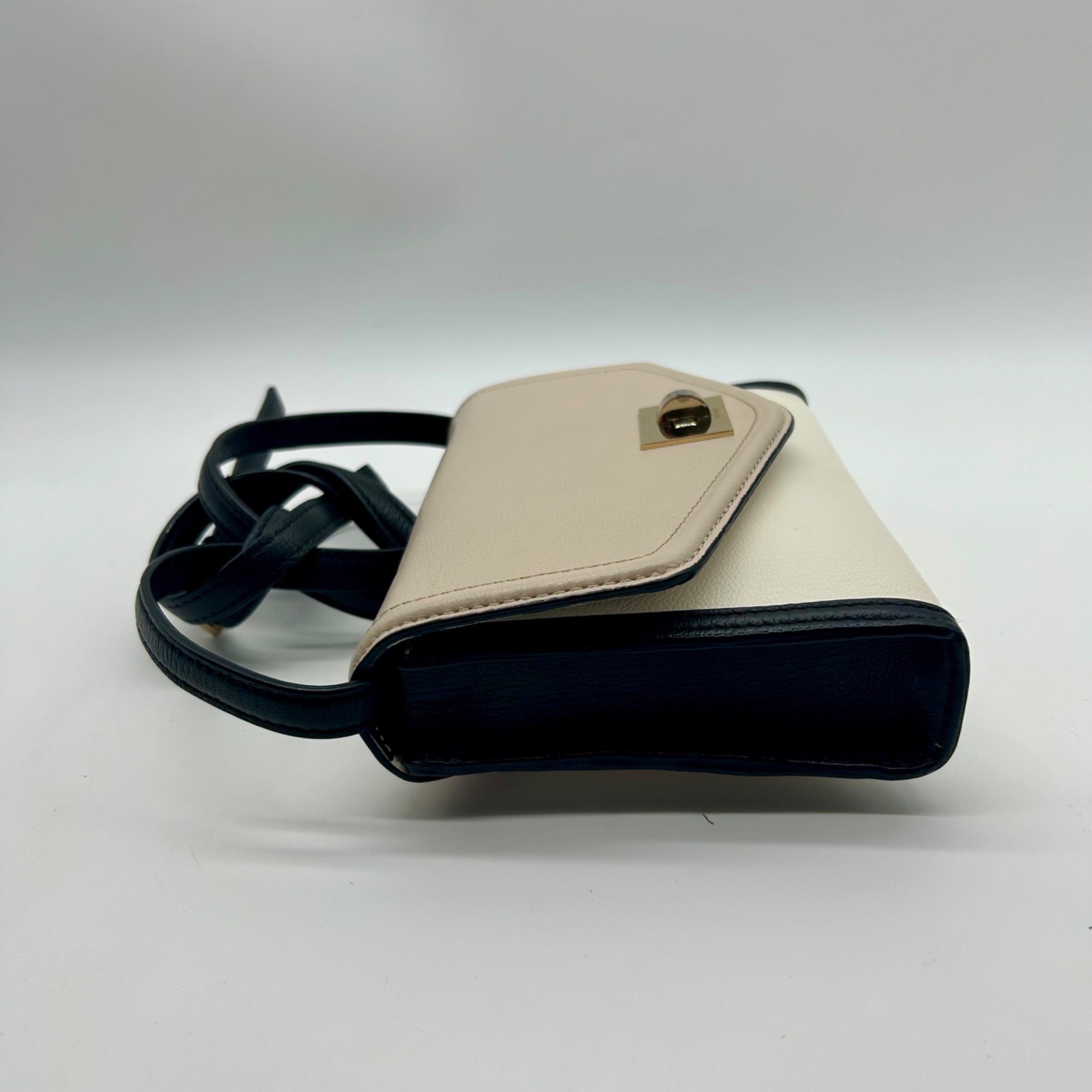 Kate Spade Cream &amp; Black Leather Envelope Crossbody Bag