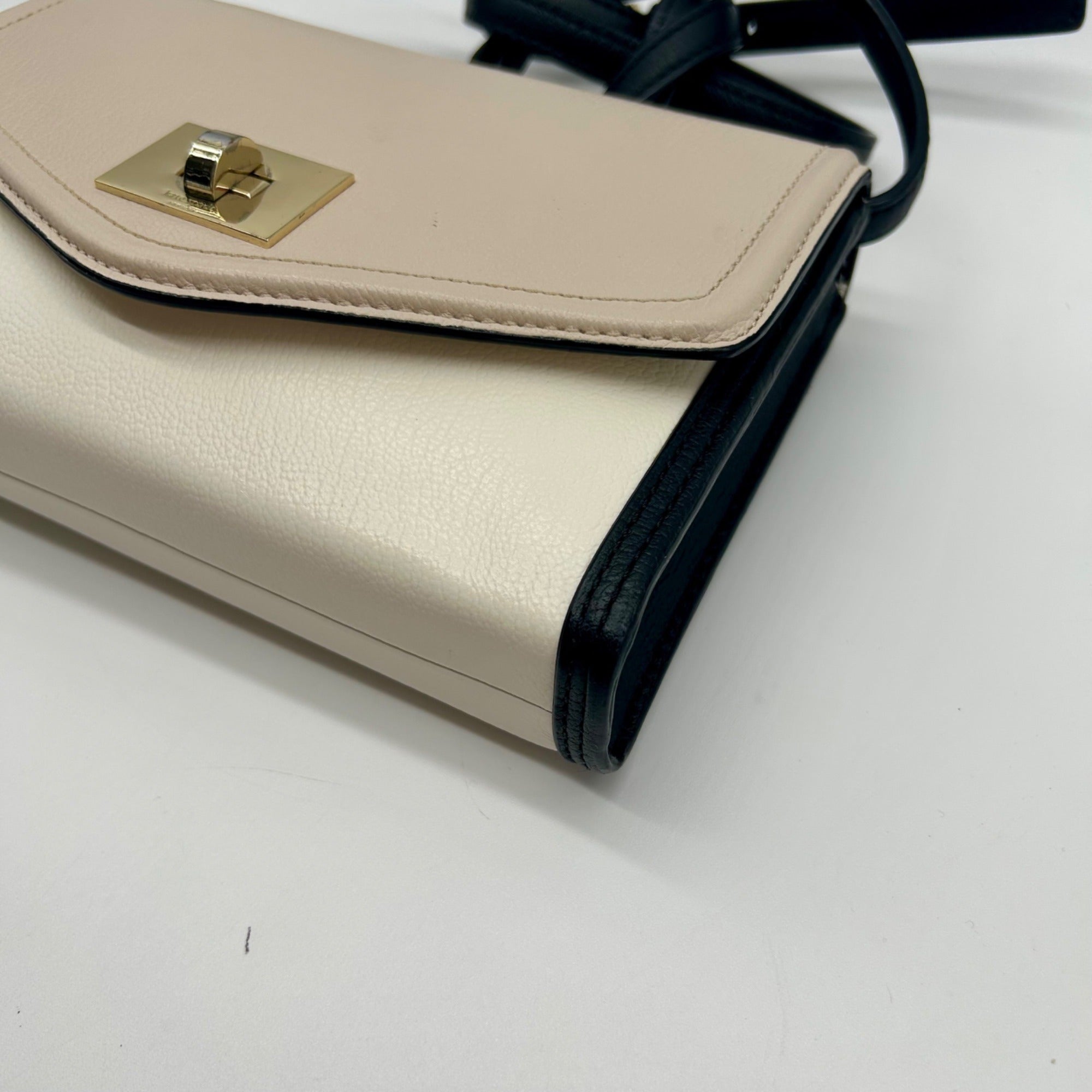 Kate Spade Cream &amp; Black Leather Envelope Crossbody Bag