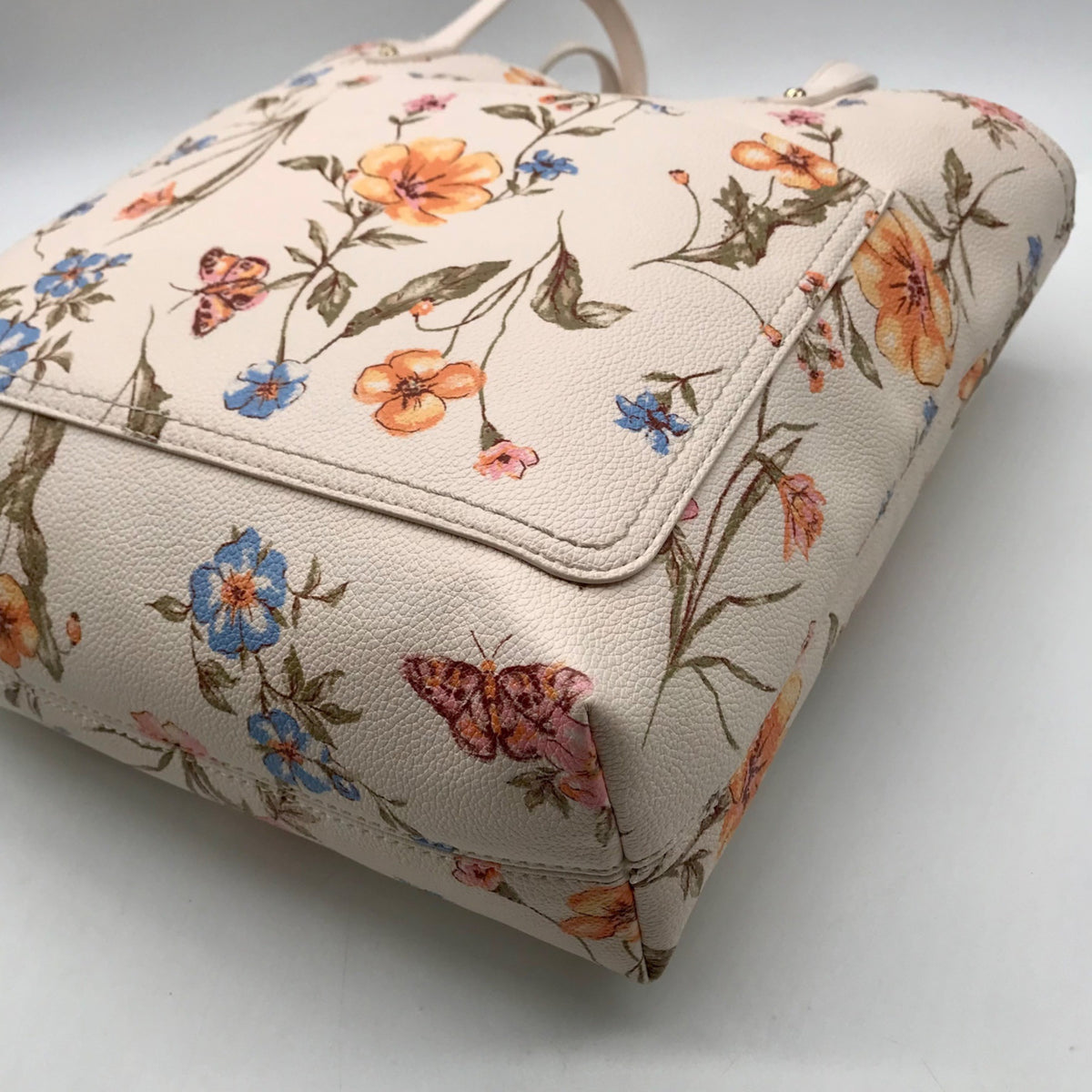 Lauren Conrad Cream Faux Leather Floral Tote Bag