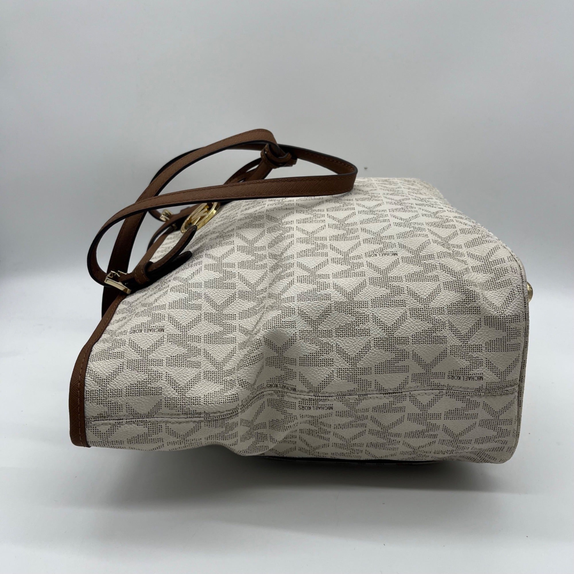 Michael Kors Beige Medium Jet Set Logo Pocket Tote Bag