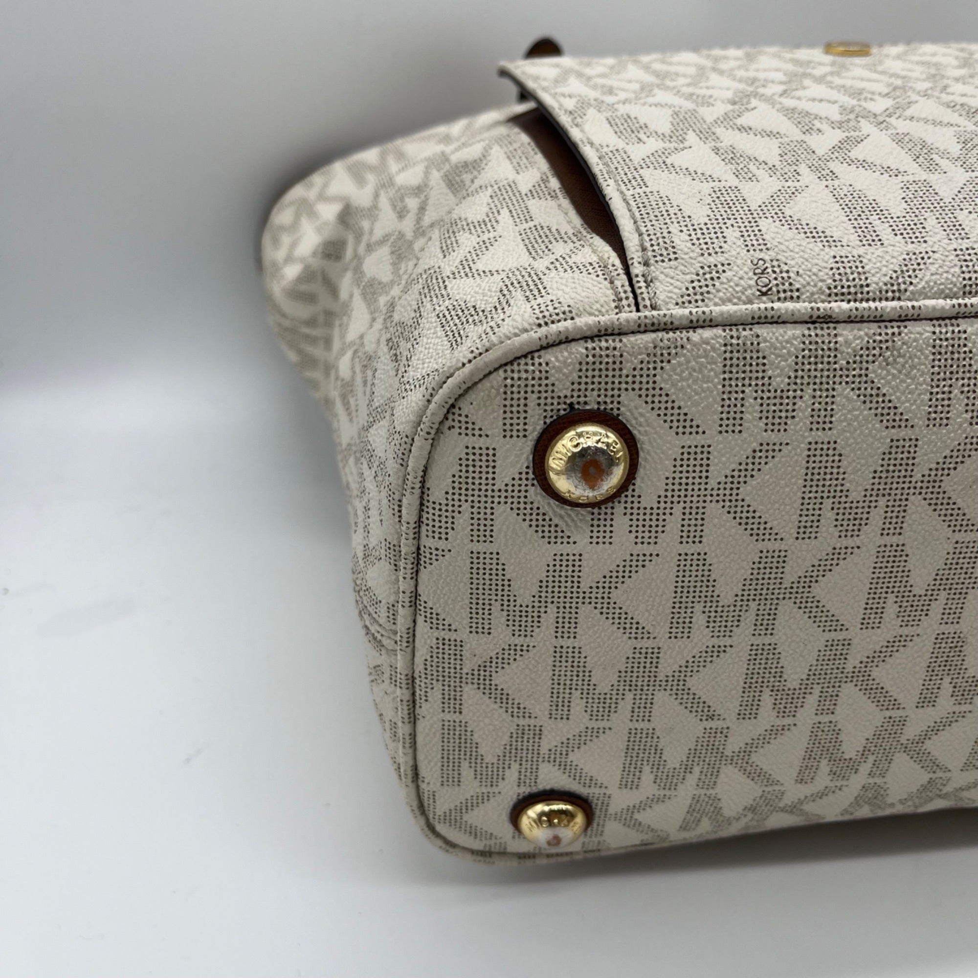 Michael Kors Beige Medium Jet Set Logo Pocket Tote Bag