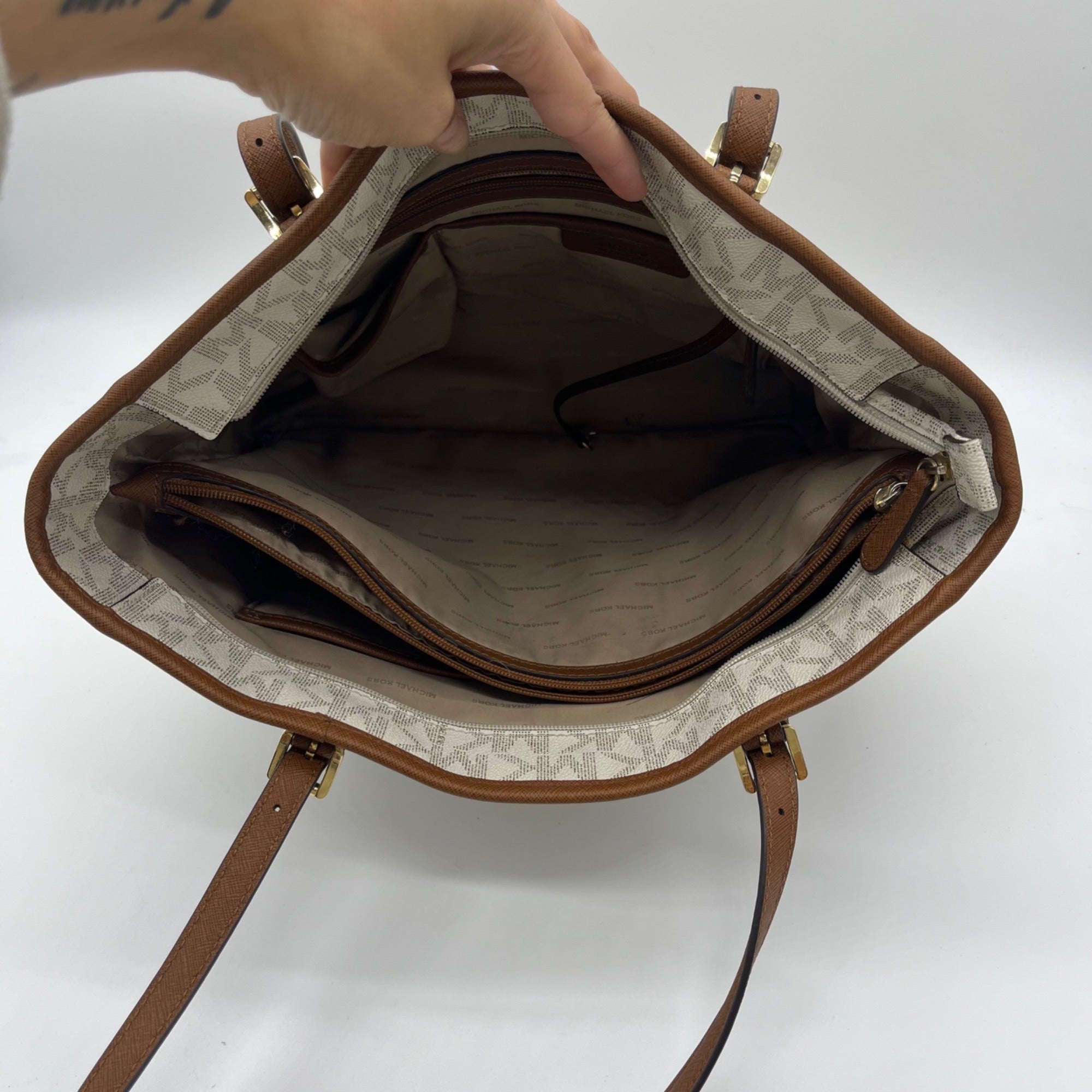 Michael Kors Beige Medium Jet Set Logo Pocket Tote Bag