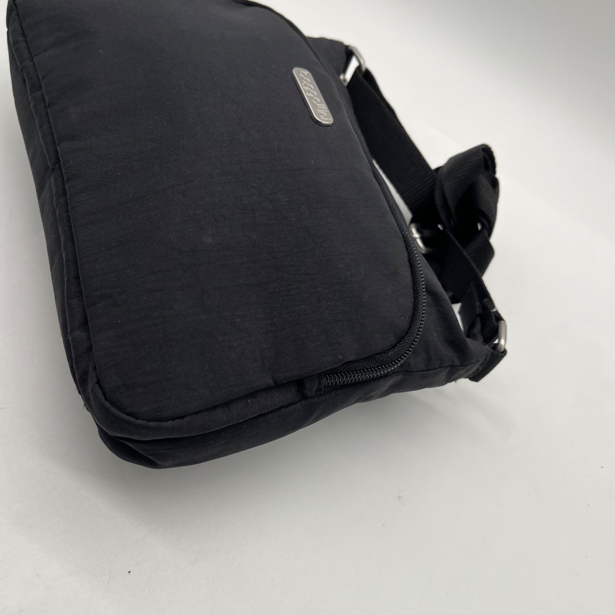 Baggallini Black Nylon Crossbody Bag