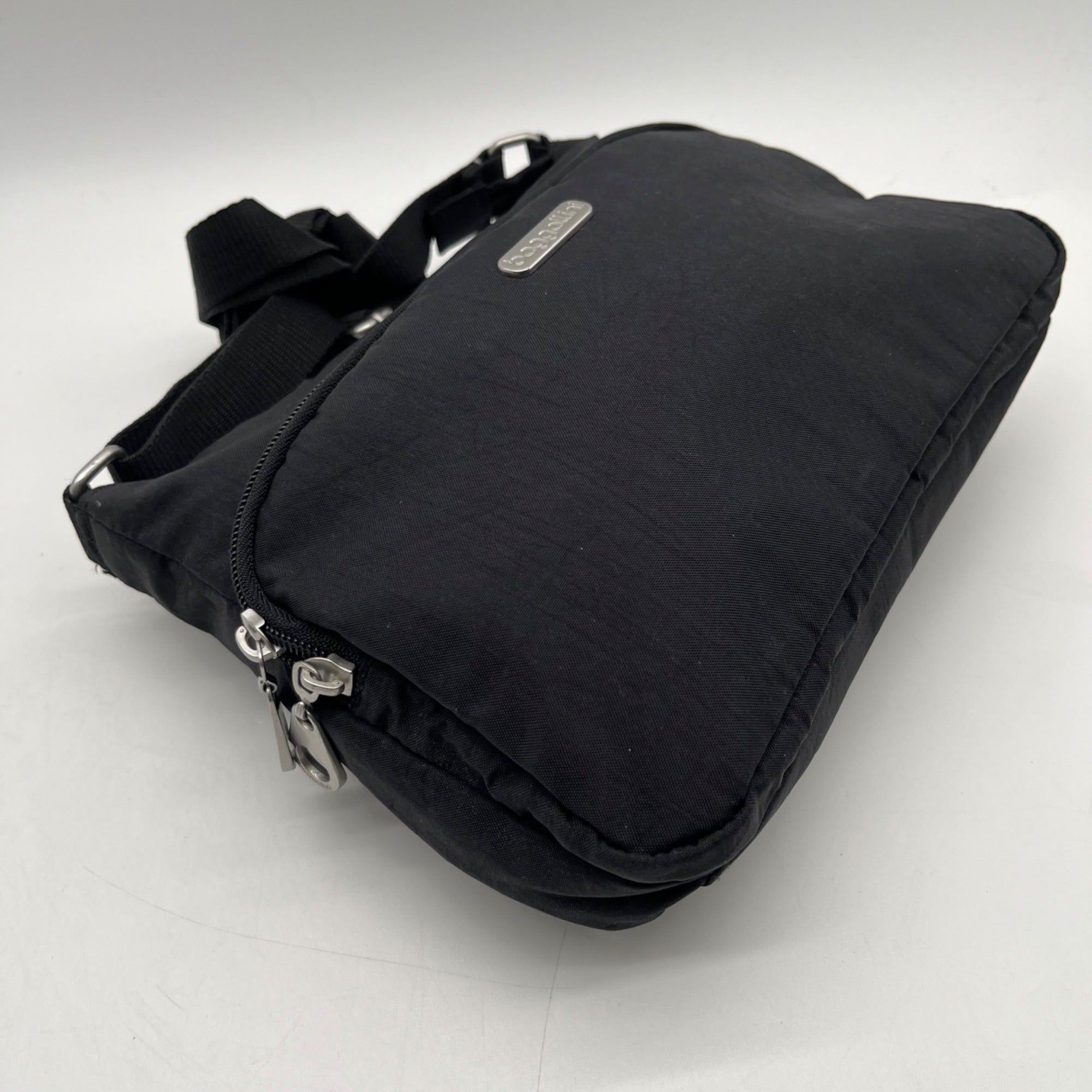 Baggallini Black Nylon Crossbody Bag
