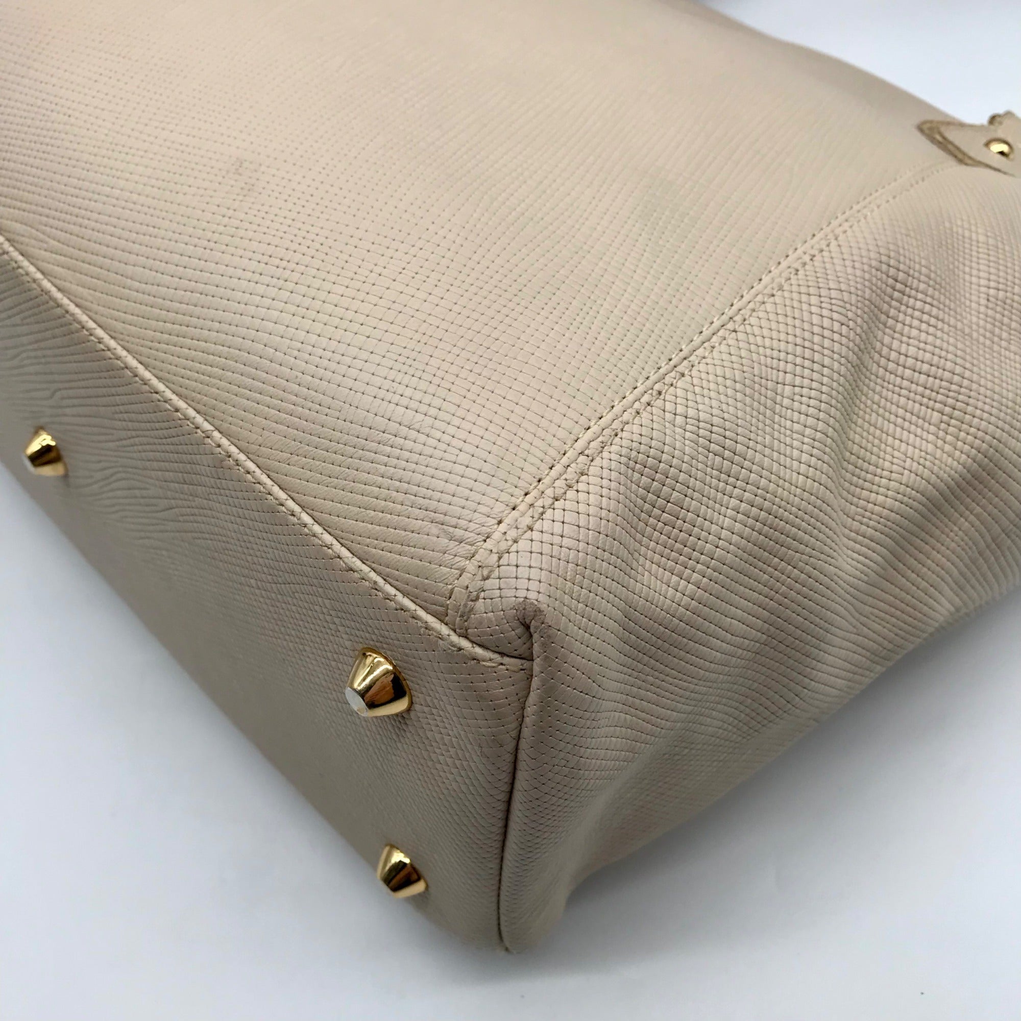 Carmen Steffens Beige Multipocket Tote Bag