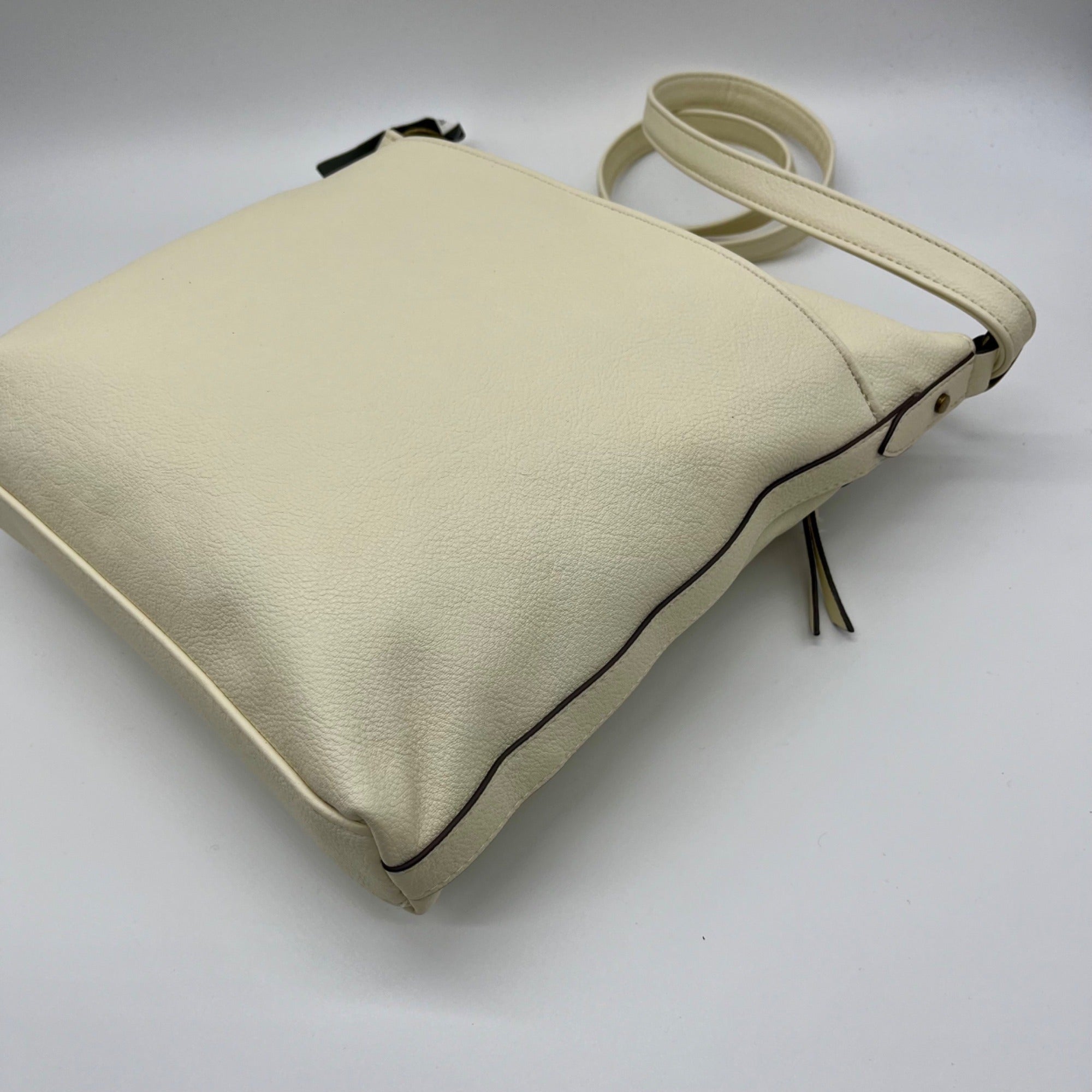 Style &amp; Co Hudsonn Beige Faux Leather Crossbody