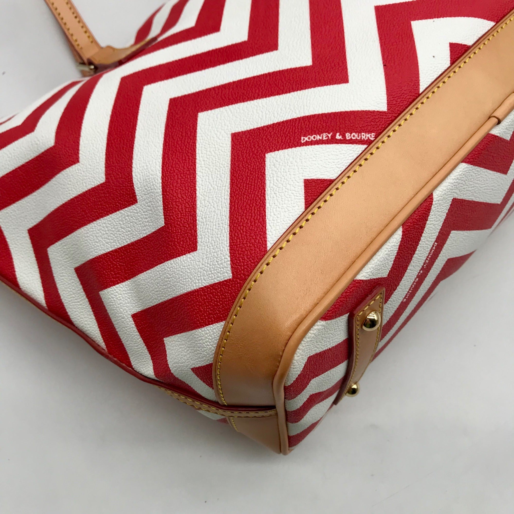Dooney &amp; Bourke Red Pebbled Grain Leather Striped Chevron Tote Bag With Wallet