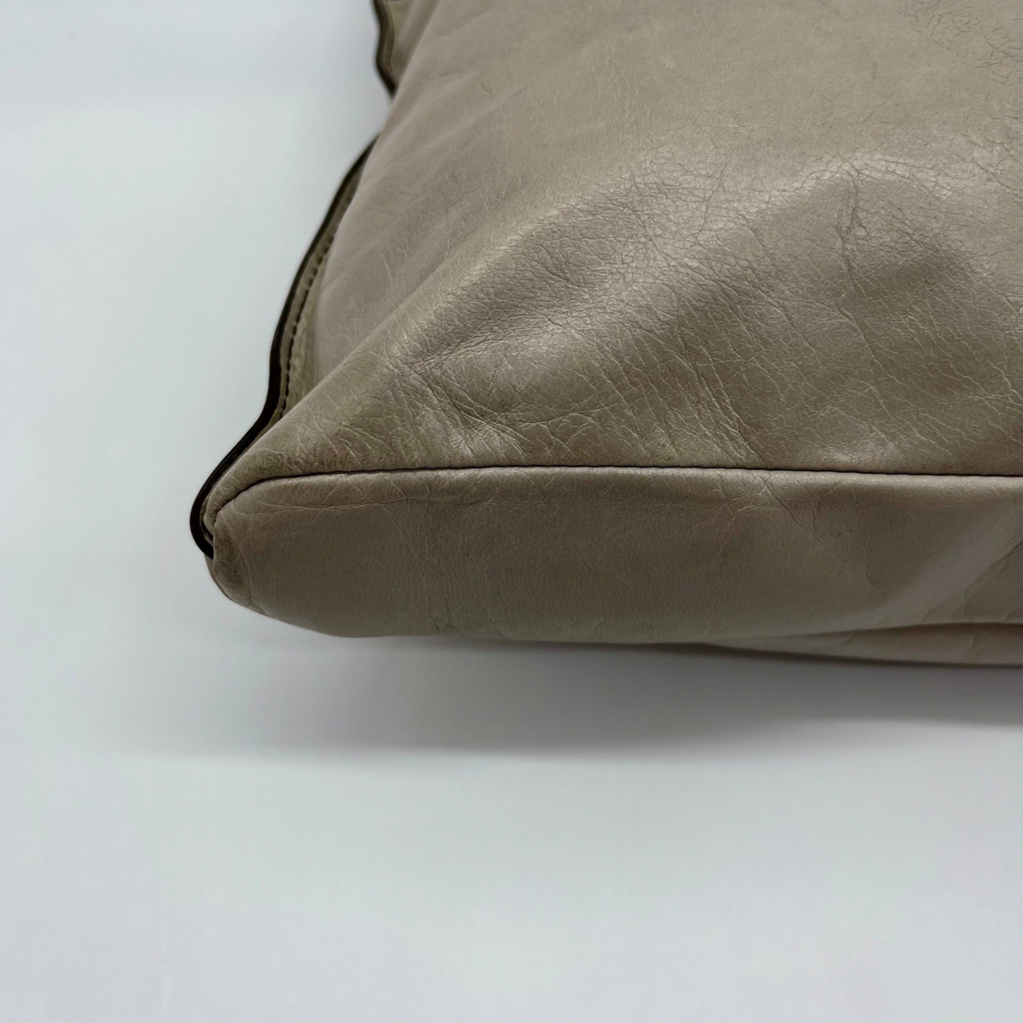 Hobo Beige Leather Shoulder Bag