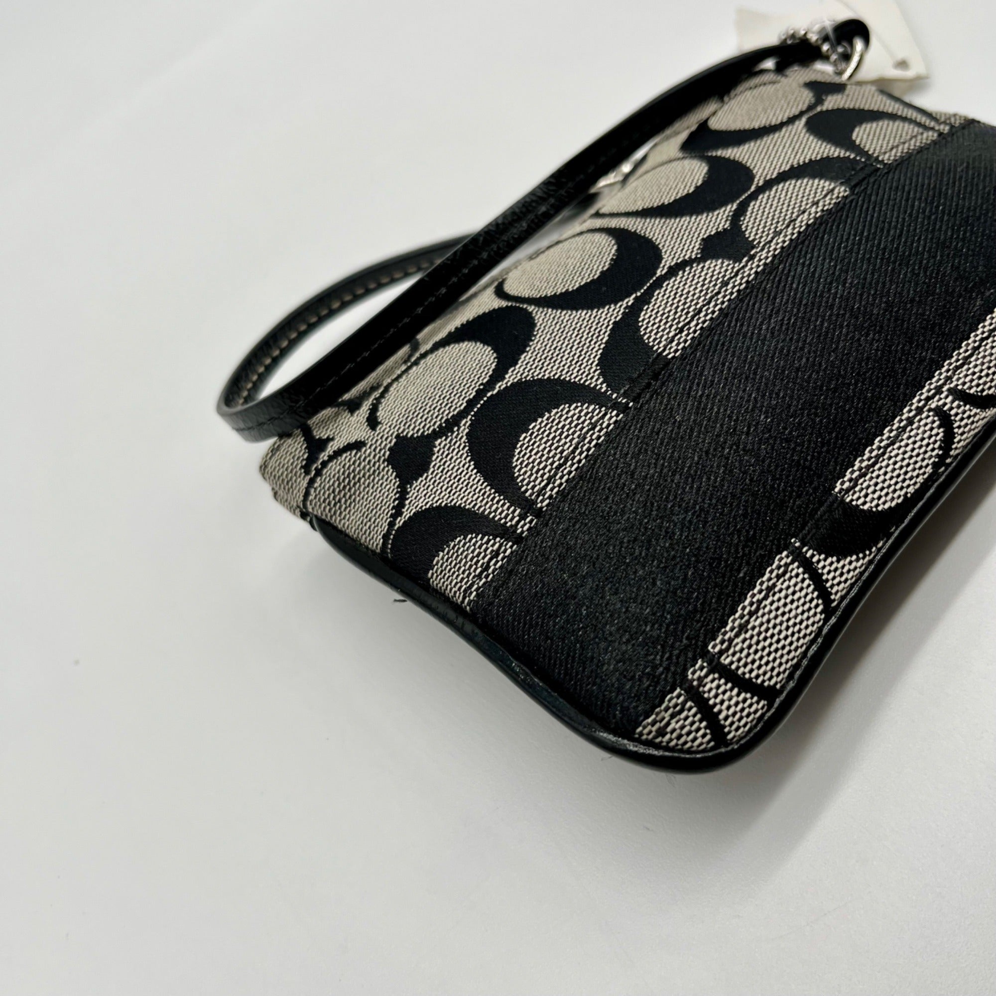 Coach Signature Black &amp; Grey Strip Wristlet