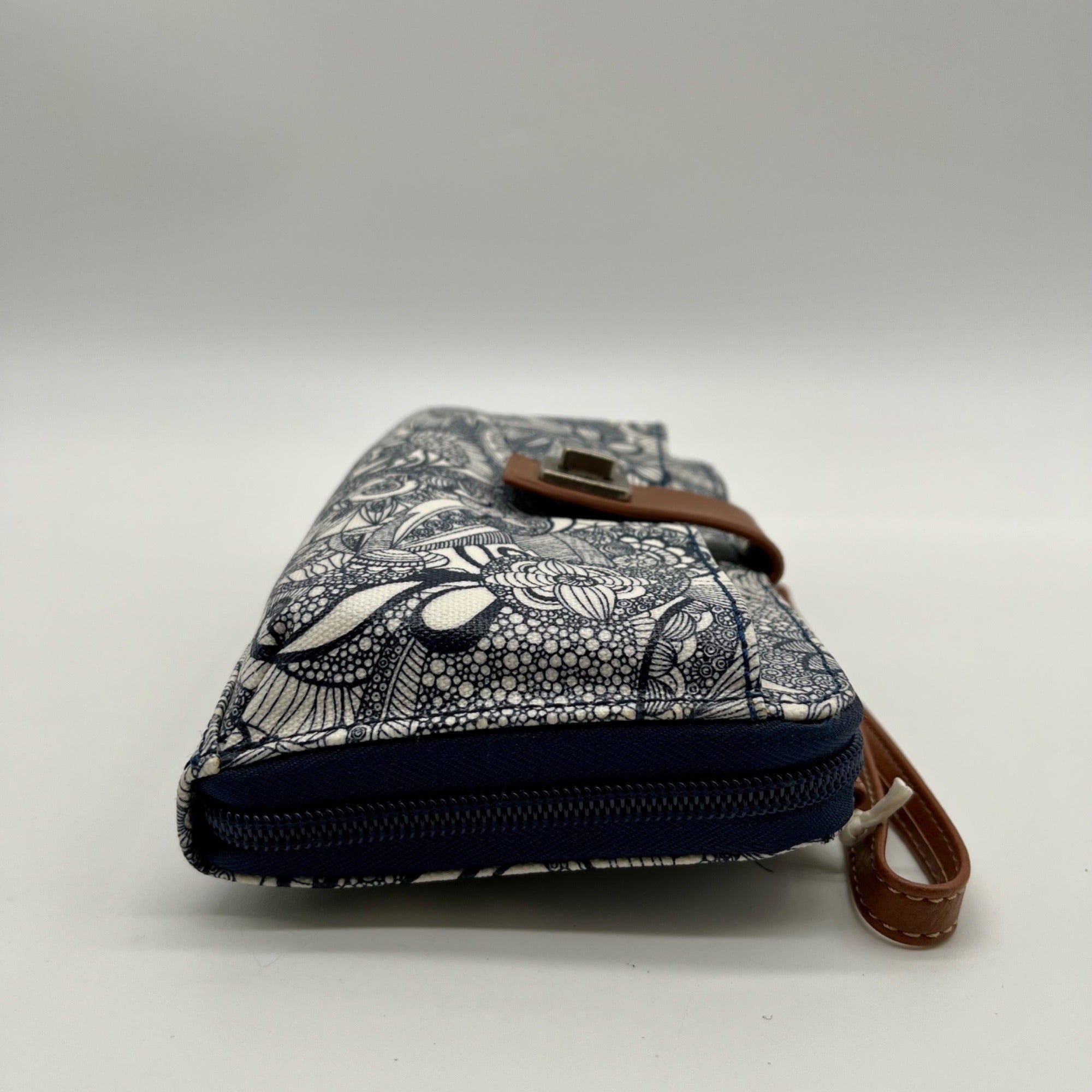 Sakroots Blue &amp; White Artist Circle Coated Canvas Large Smartphone Crossbody Bag