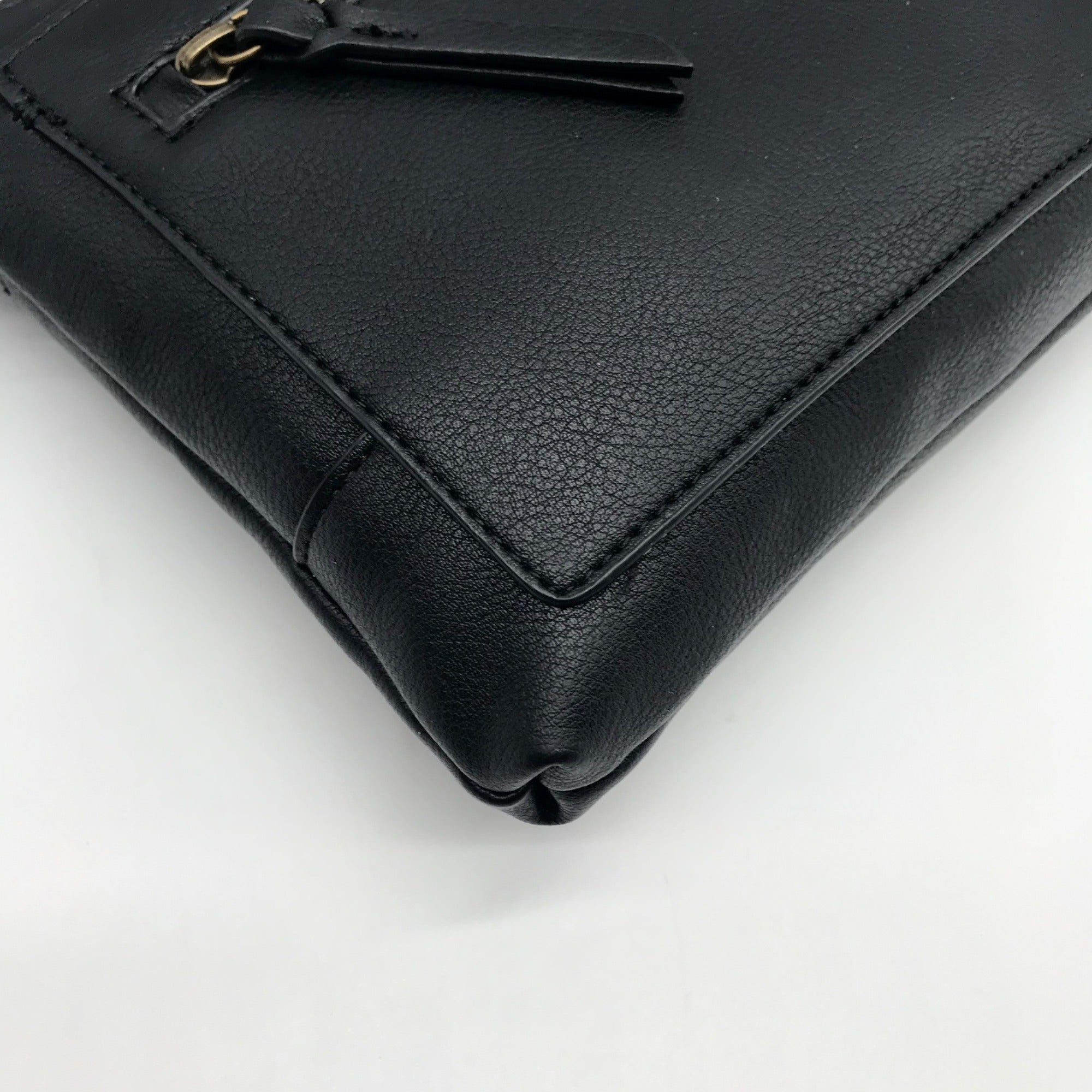 Style &amp; Co Black East West Hudsonn Crossbody