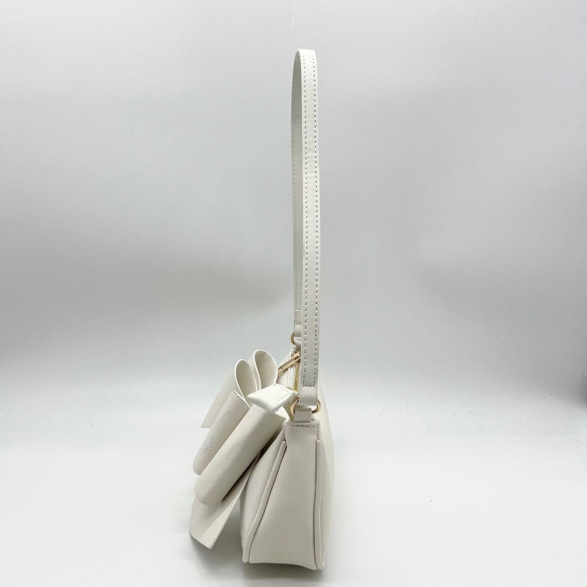 Like Dreams Off-White Bow Baguette Shoulder Bag