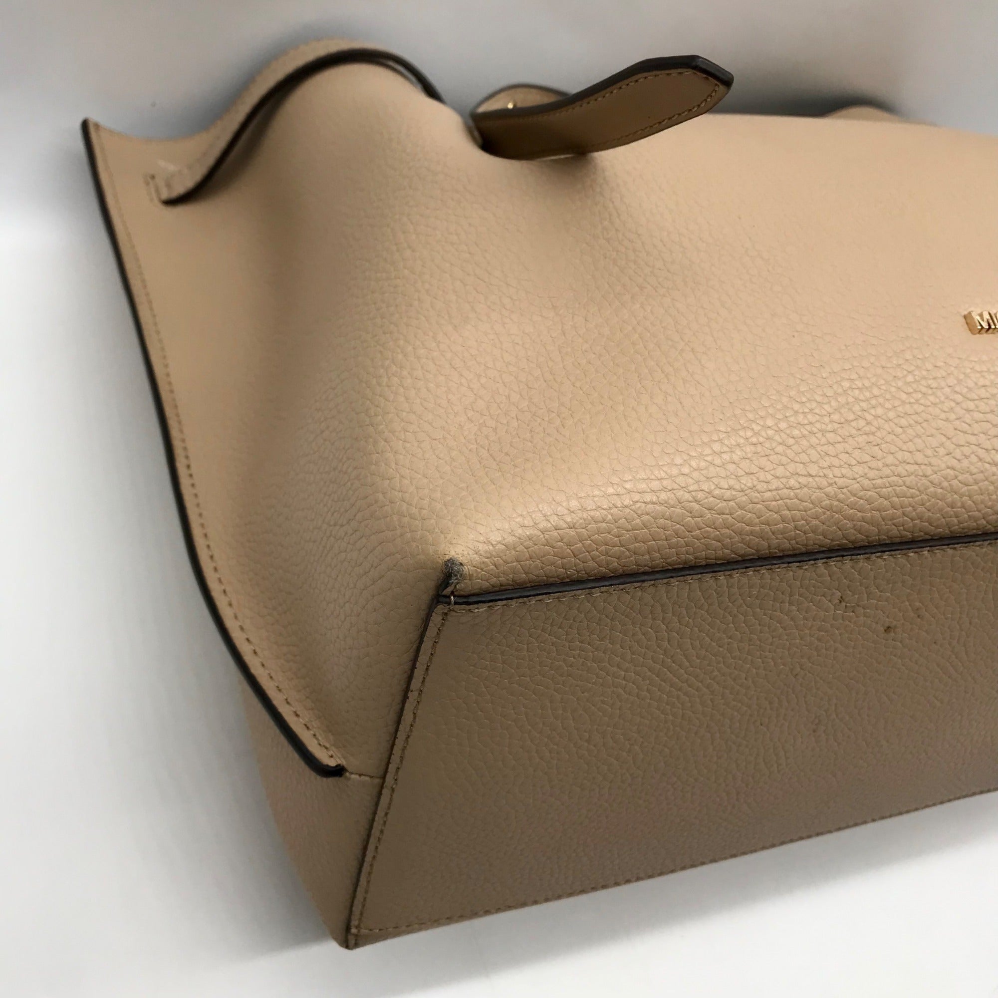 Michael Kors Taupe Pebbled Leather Emilia Large East West Tote Bag