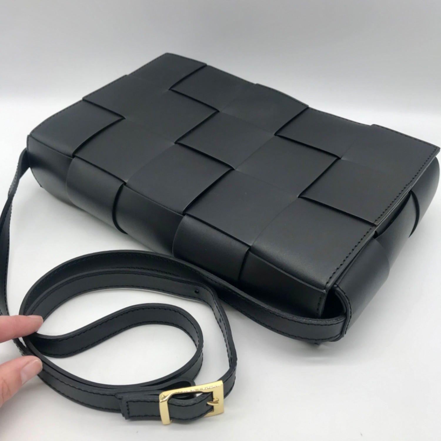 Valentina Fiore Woven Black Leather Messenger Crossbody Bag